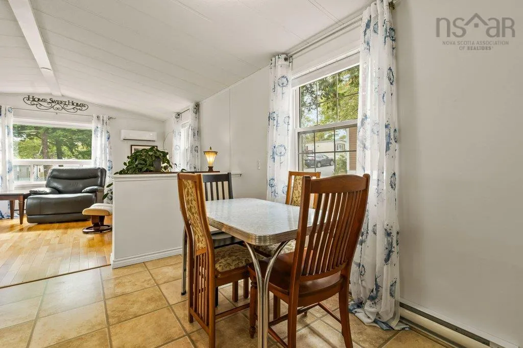 8 Fourth Street, Lucasville, NS B4B 1R1, 3 Bedrooms Bedrooms, ,2 BathroomsBathrooms,Residential,For Sale,Fourth,202522936