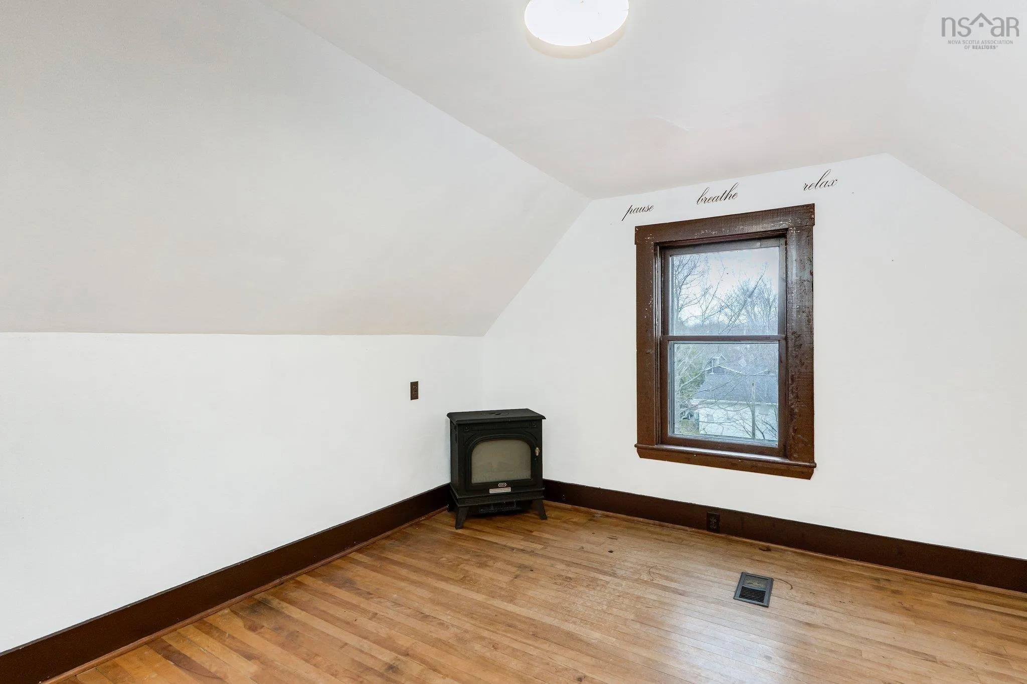 105 Riverside Ave, Stewiacke Ns B0n 2j0, 5 Bedrooms Bedrooms, ,3 BathroomsBathrooms,Residential,For Sale,Riverside Ave,202509362