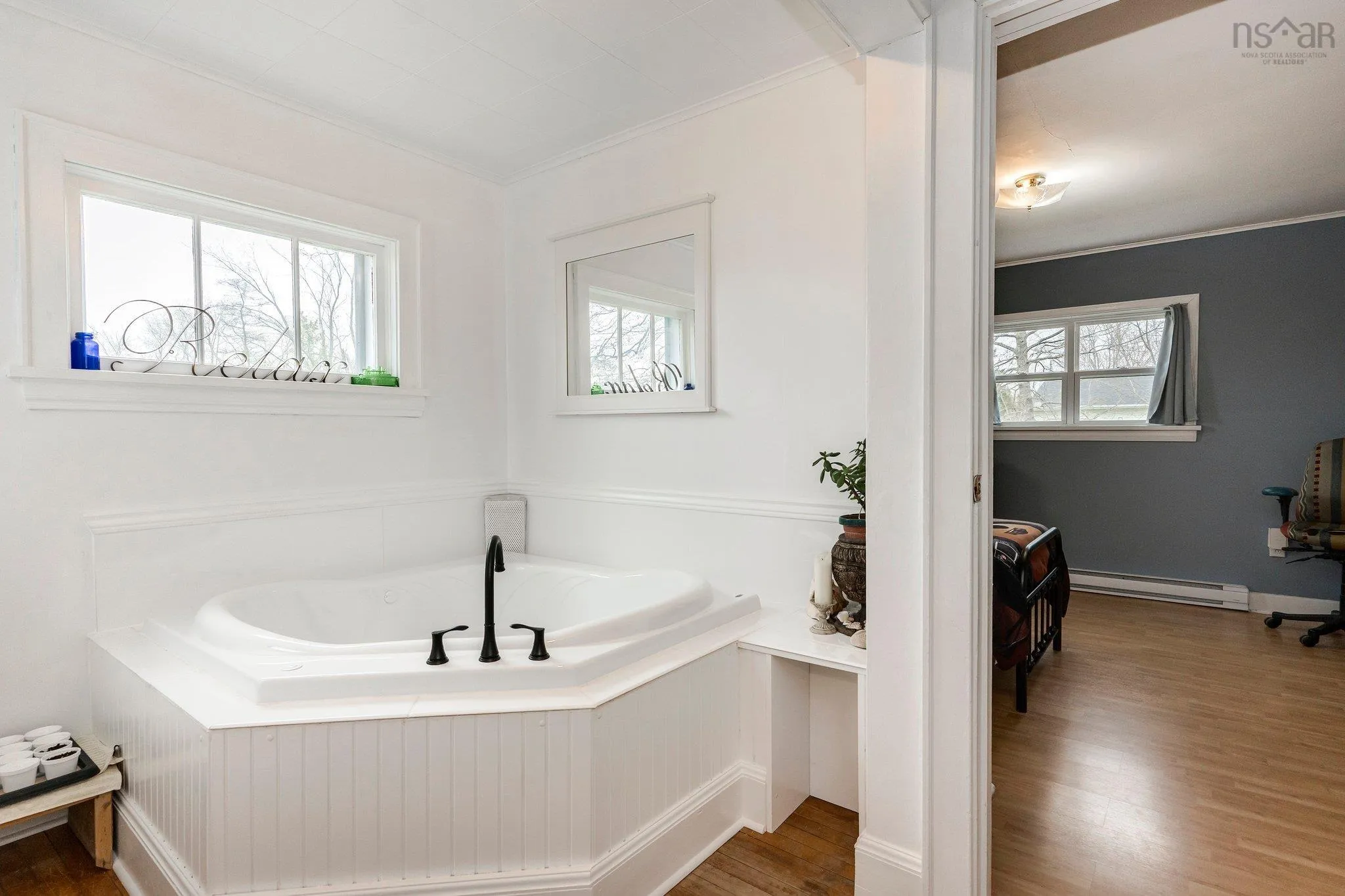 105 Riverside Ave, Stewiacke Ns B0n 2j0, 5 Bedrooms Bedrooms, ,3 BathroomsBathrooms,Residential,For Sale,Riverside Ave,202509362