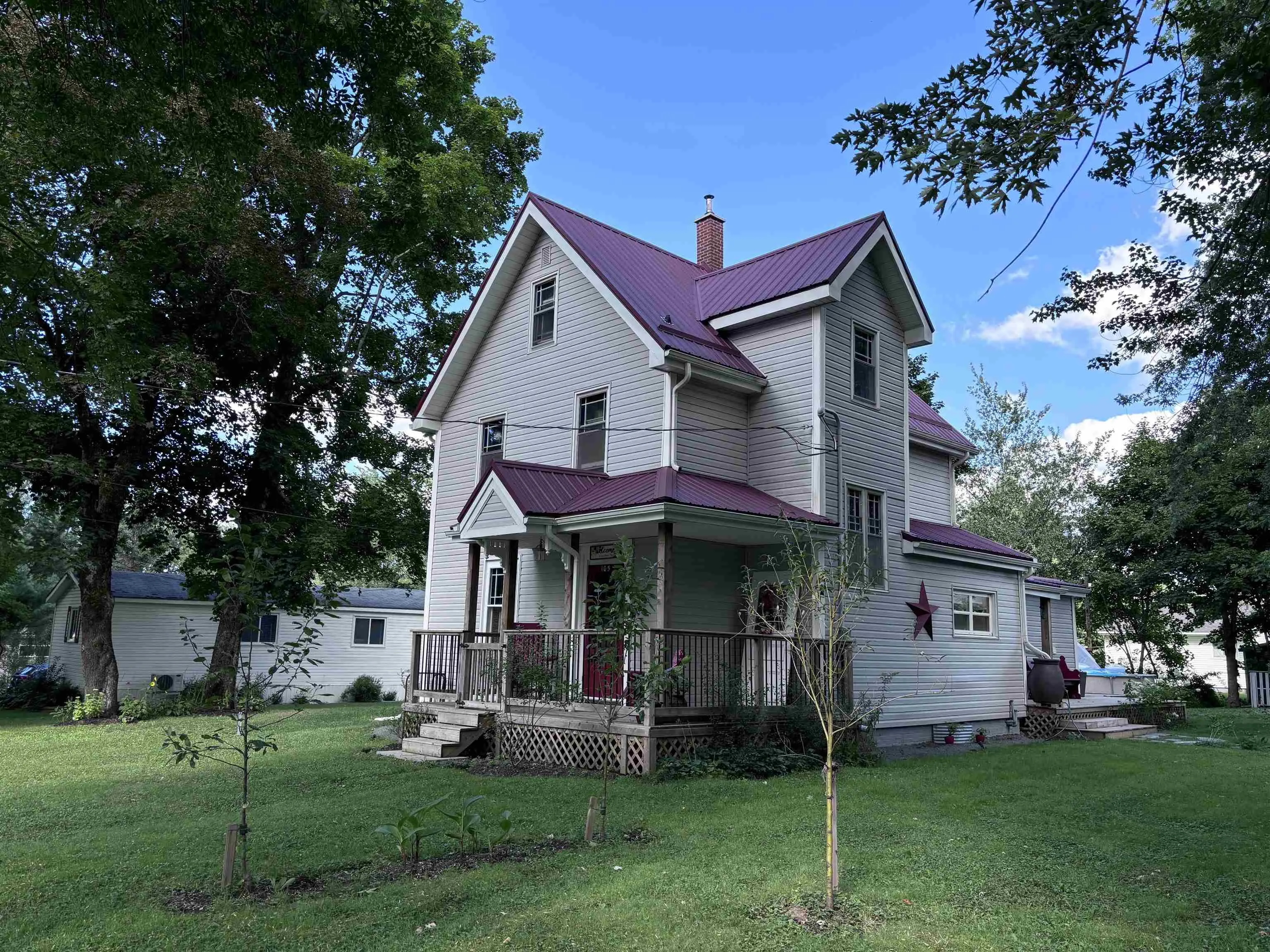 105 Riverside Ave, Stewiacke Ns B0n 2j0, 5 Bedrooms Bedrooms, ,3 BathroomsBathrooms,Residential,For Sale,Riverside Ave,202509362