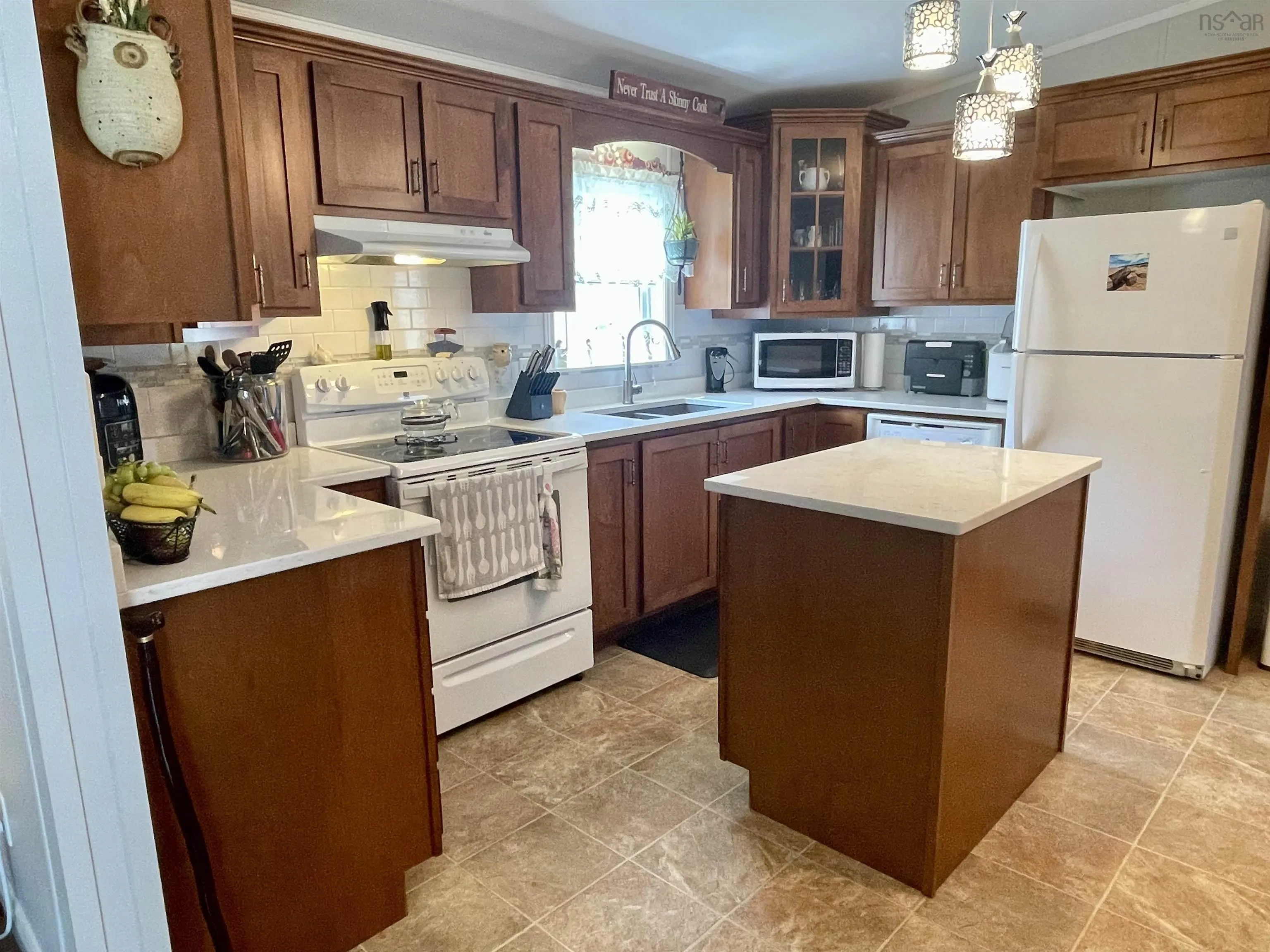 33 Pinehurst Street, Amherst, NS B4H 4X5, 3 Bedrooms Bedrooms, ,1 BathroomBathrooms,Residential,For Sale,Pinehurst,202519258