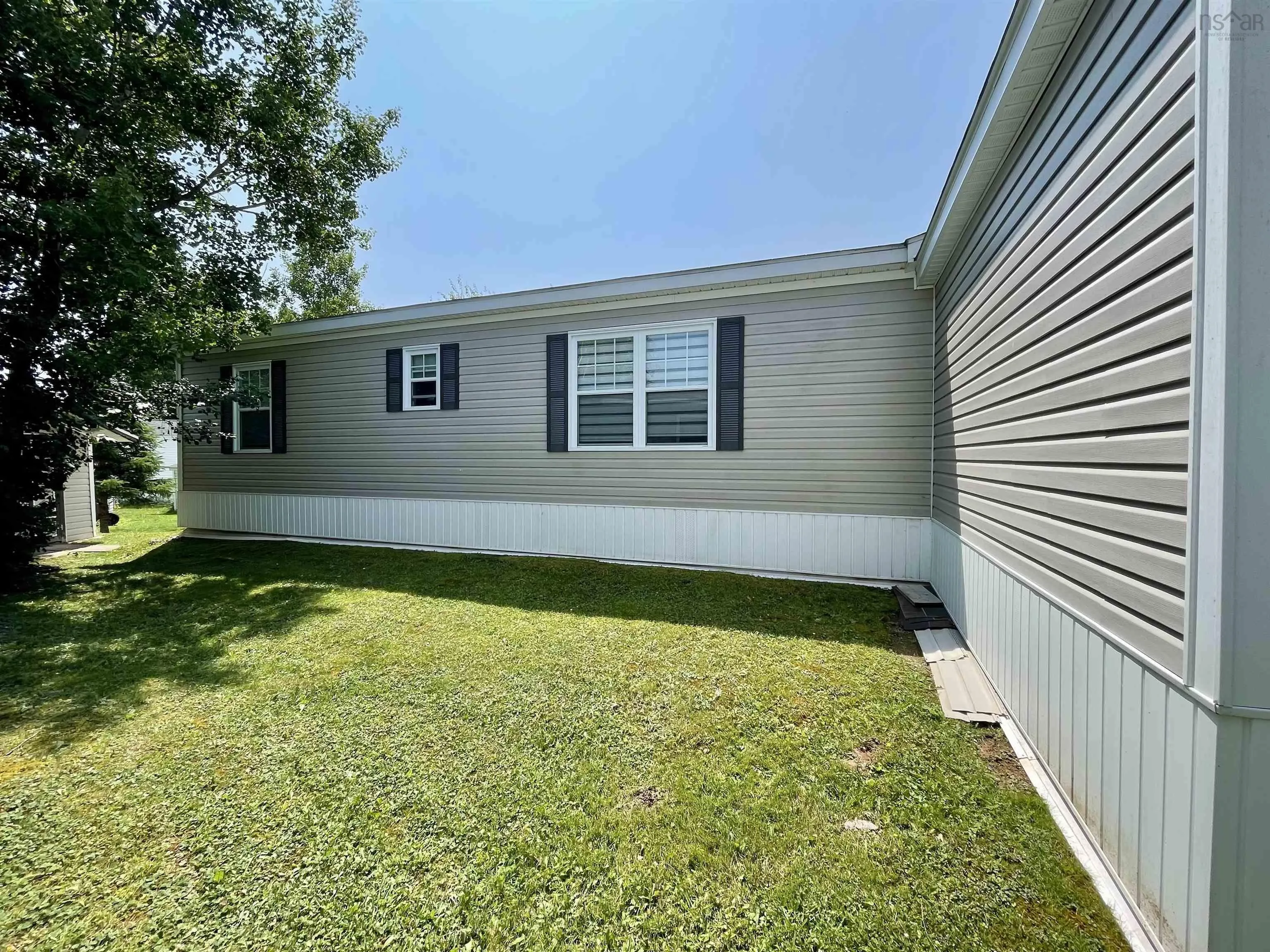 33 Pinehurst Street, Amherst, NS B4H 4X5, 3 Bedrooms Bedrooms, ,1 BathroomBathrooms,Residential,For Sale,Pinehurst,202519258