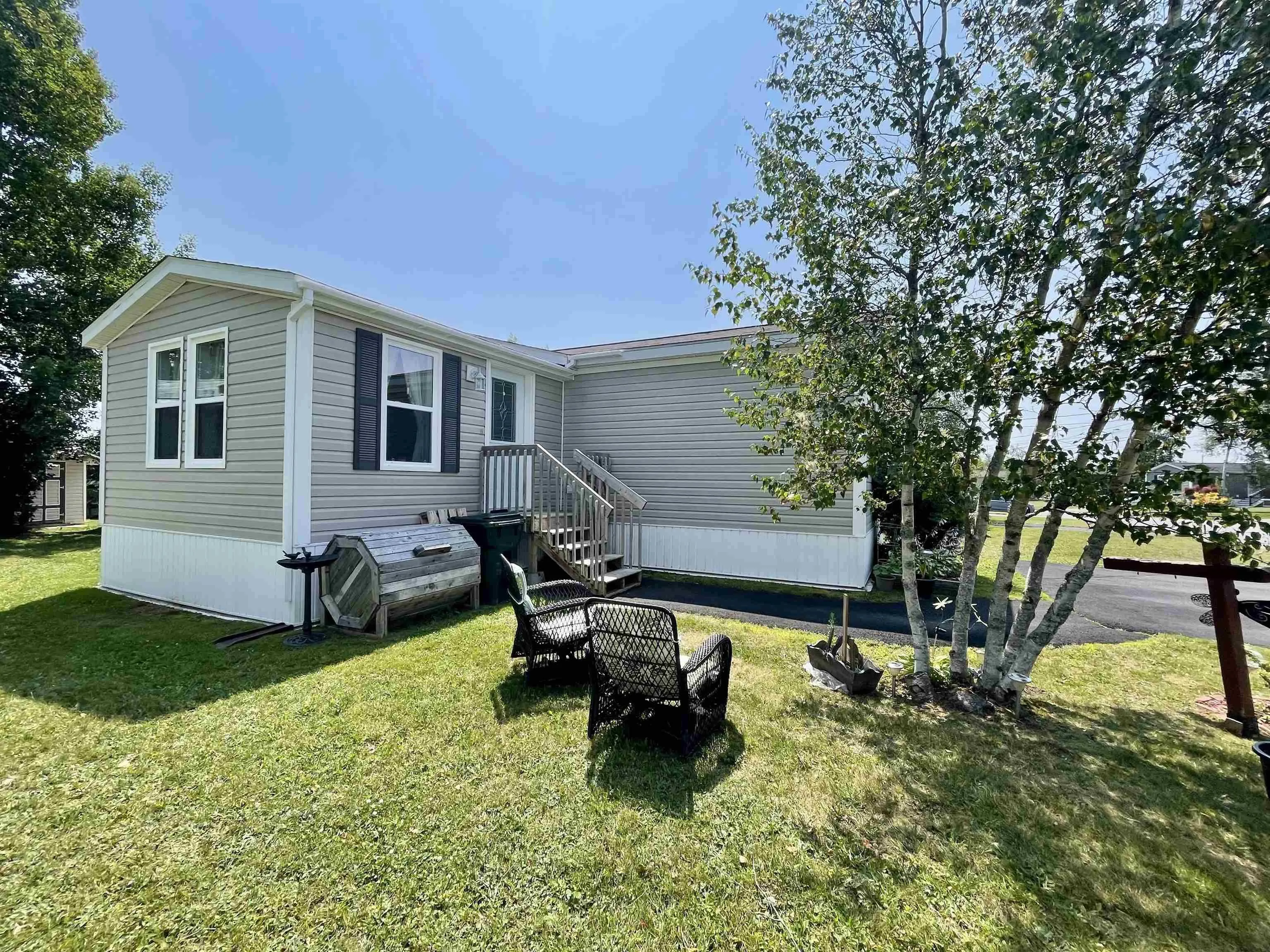 33 Pinehurst Street, Amherst, NS B4H 4X5, 3 Bedrooms Bedrooms, ,1 BathroomBathrooms,Residential,For Sale,Pinehurst,202519258