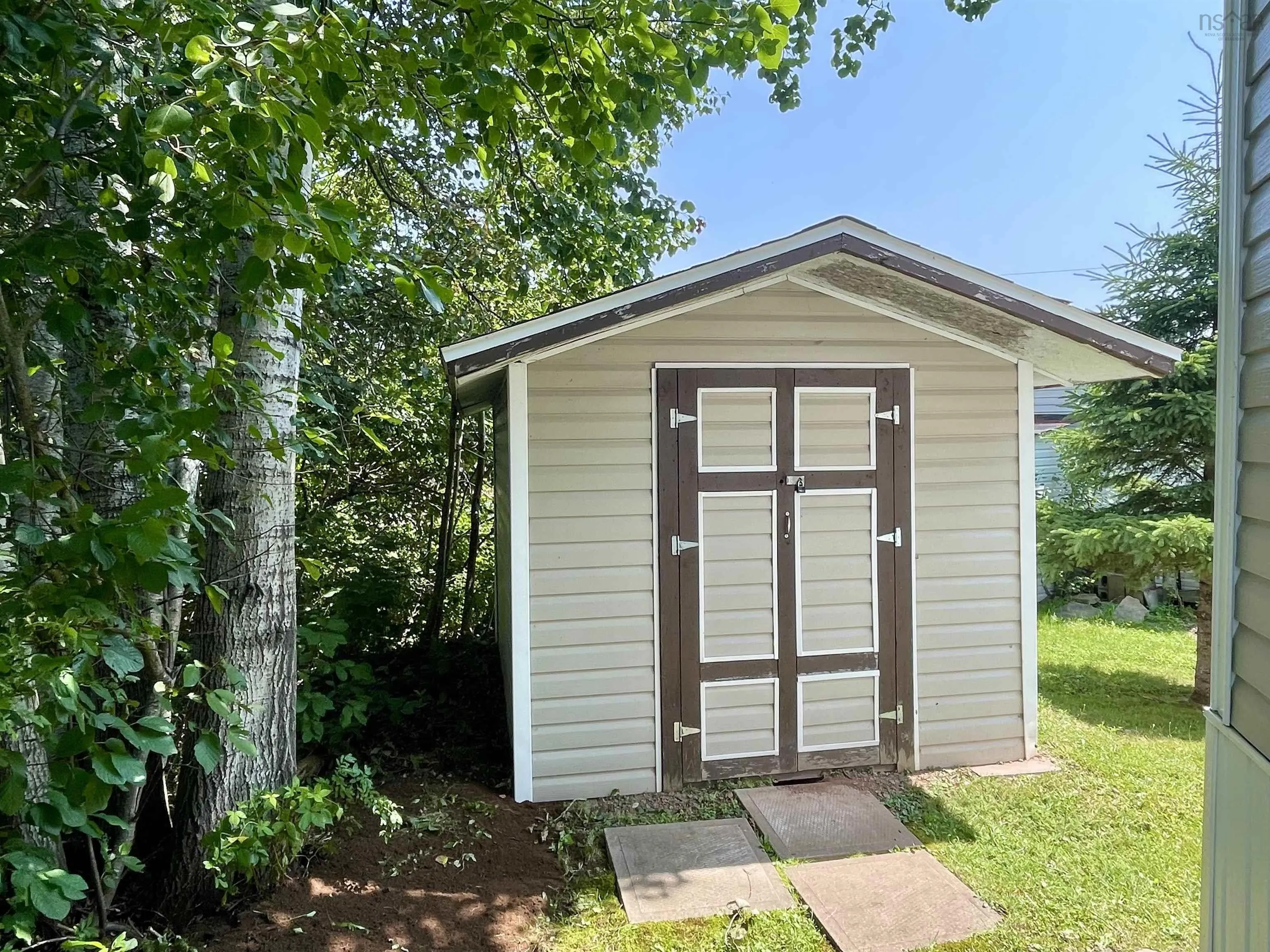 33 Pinehurst Street, Amherst, NS B4H 4X5, 3 Bedrooms Bedrooms, ,1 BathroomBathrooms,Residential,For Sale,Pinehurst,202519258