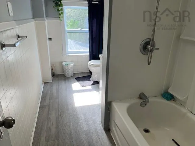 102 King Street, Truro, NS B2N 3L1, 4 Bedrooms Bedrooms, ,Residential Income,For Sale,King,202518040