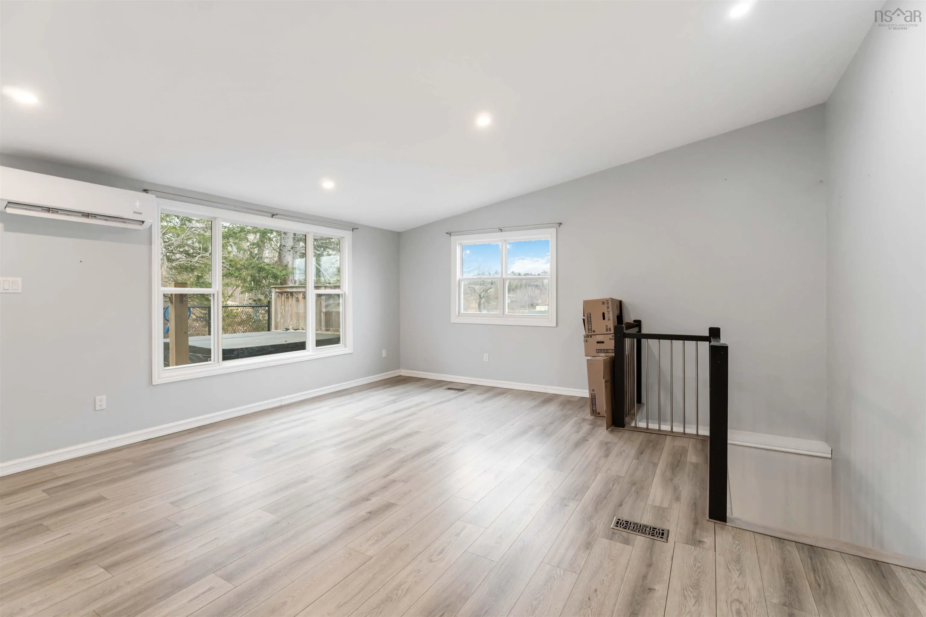 163 Old Halifax Road West Road, Hants County Ns B0n 2t0, 3 Bedrooms Bedrooms, ,2 BathroomsBathrooms,Residential,For Sale,Old Halifax Road West,202507437
