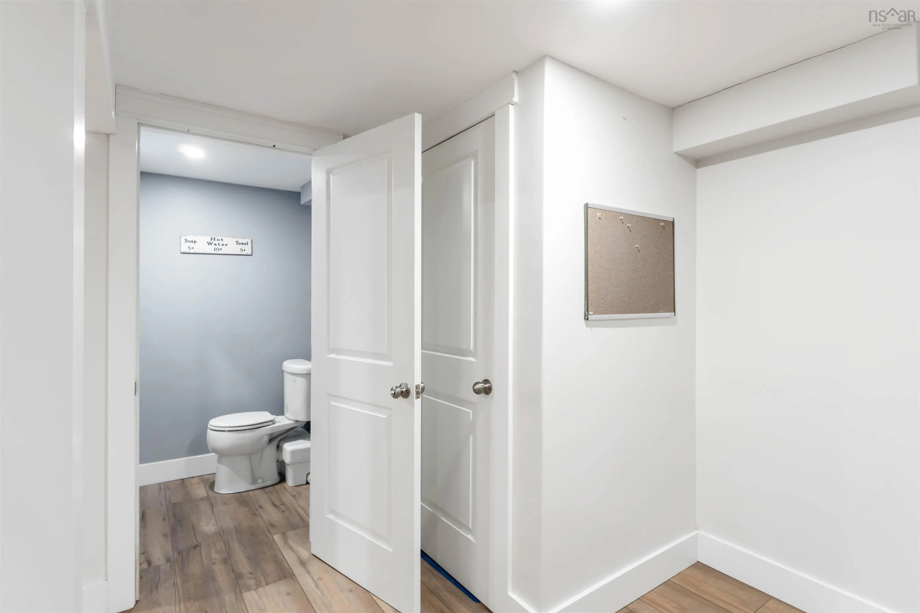 163 Old Halifax Road West Road, Hants County Ns B0n 2t0, 3 Bedrooms Bedrooms, ,2 BathroomsBathrooms,Residential,For Sale,Old Halifax Road West,202507437