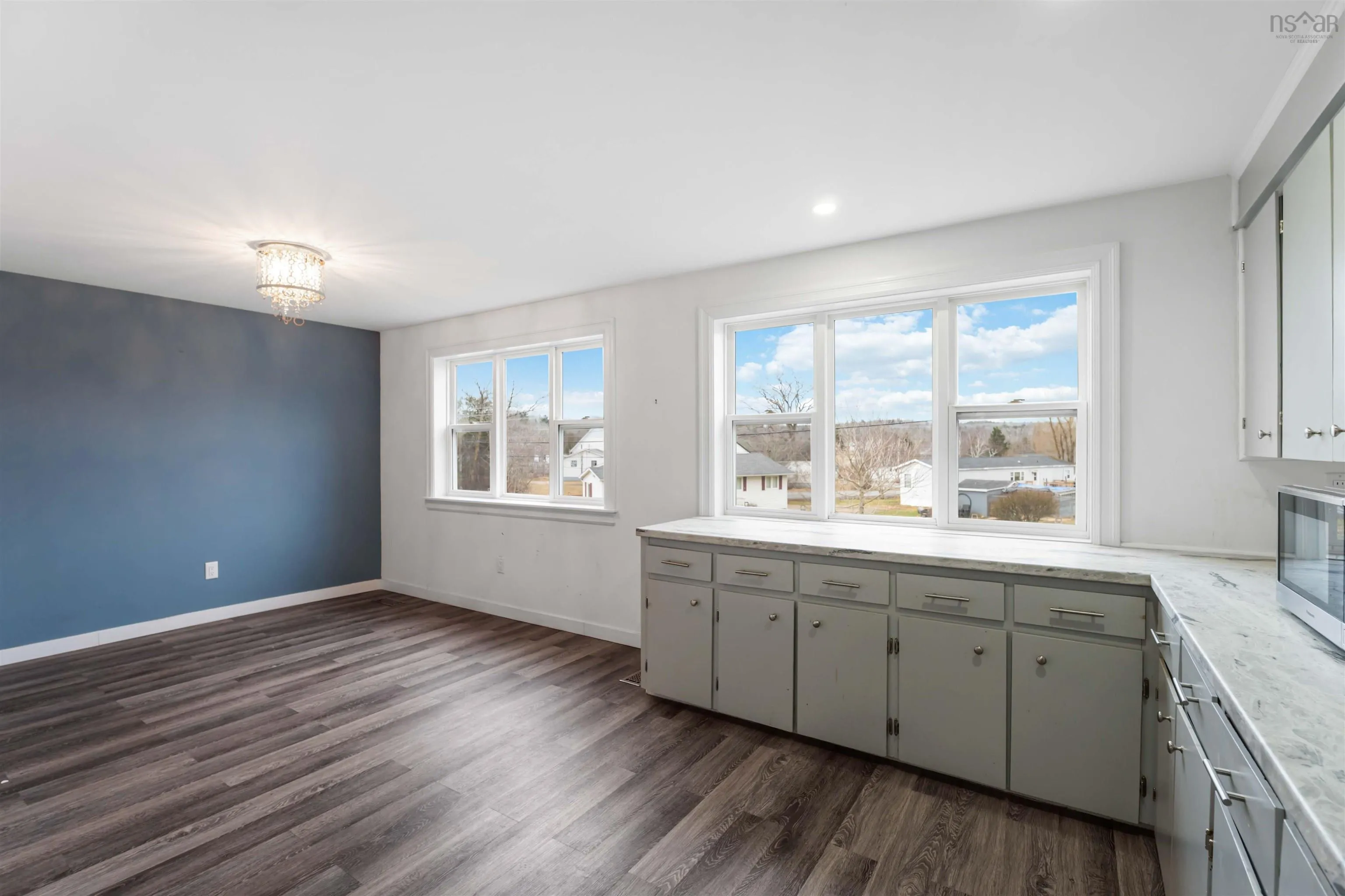 163 Old Halifax Road West Road, Hants County Ns B0n 2t0, 3 Bedrooms Bedrooms, ,2 BathroomsBathrooms,Residential,For Sale,Old Halifax Road West,202507437