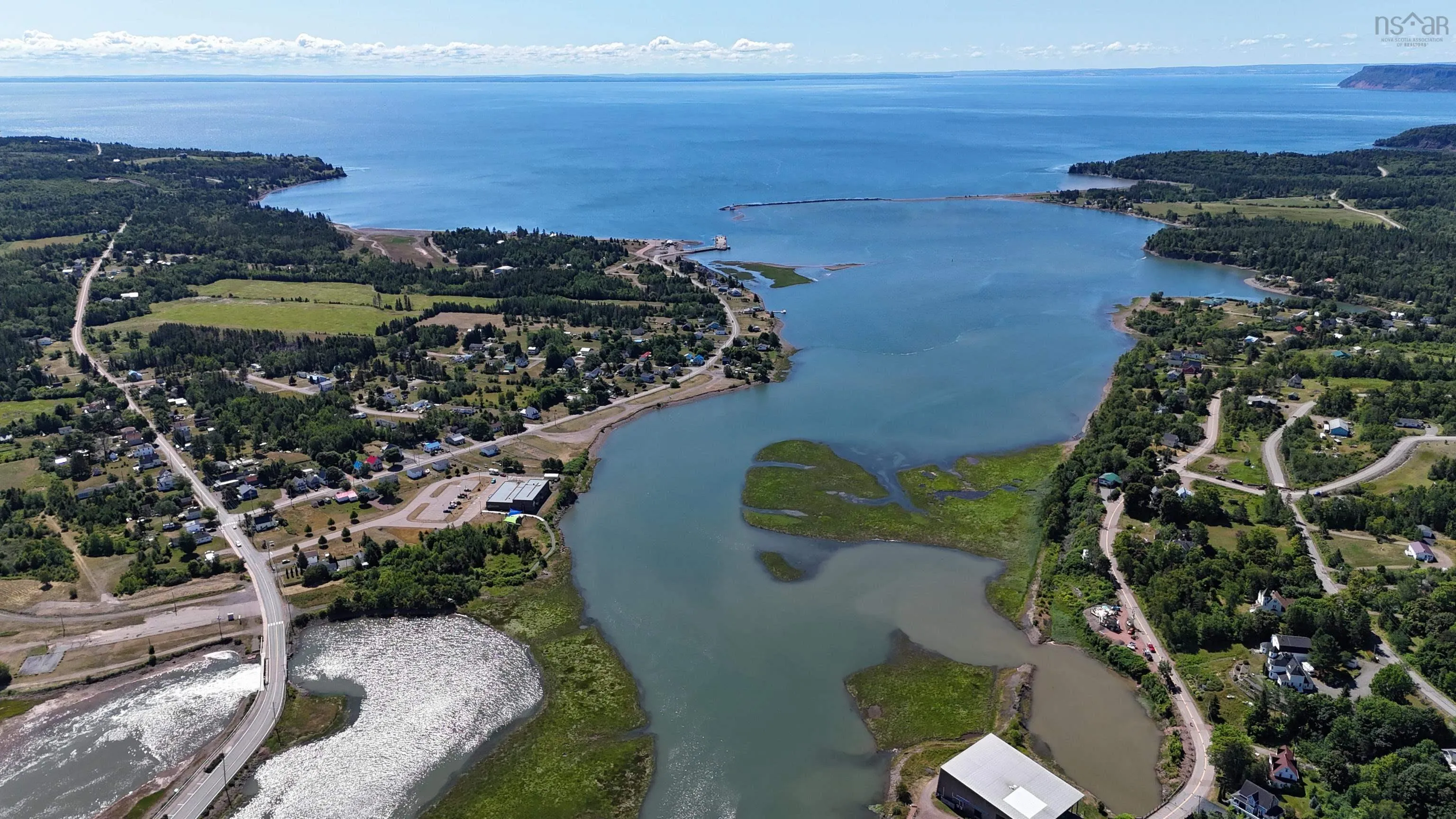 273 Main Street, Parrsboro, NS B0M 1S0, 3 Bedrooms Bedrooms, ,2 BathroomsBathrooms,Residential,For Sale,Main,202519119