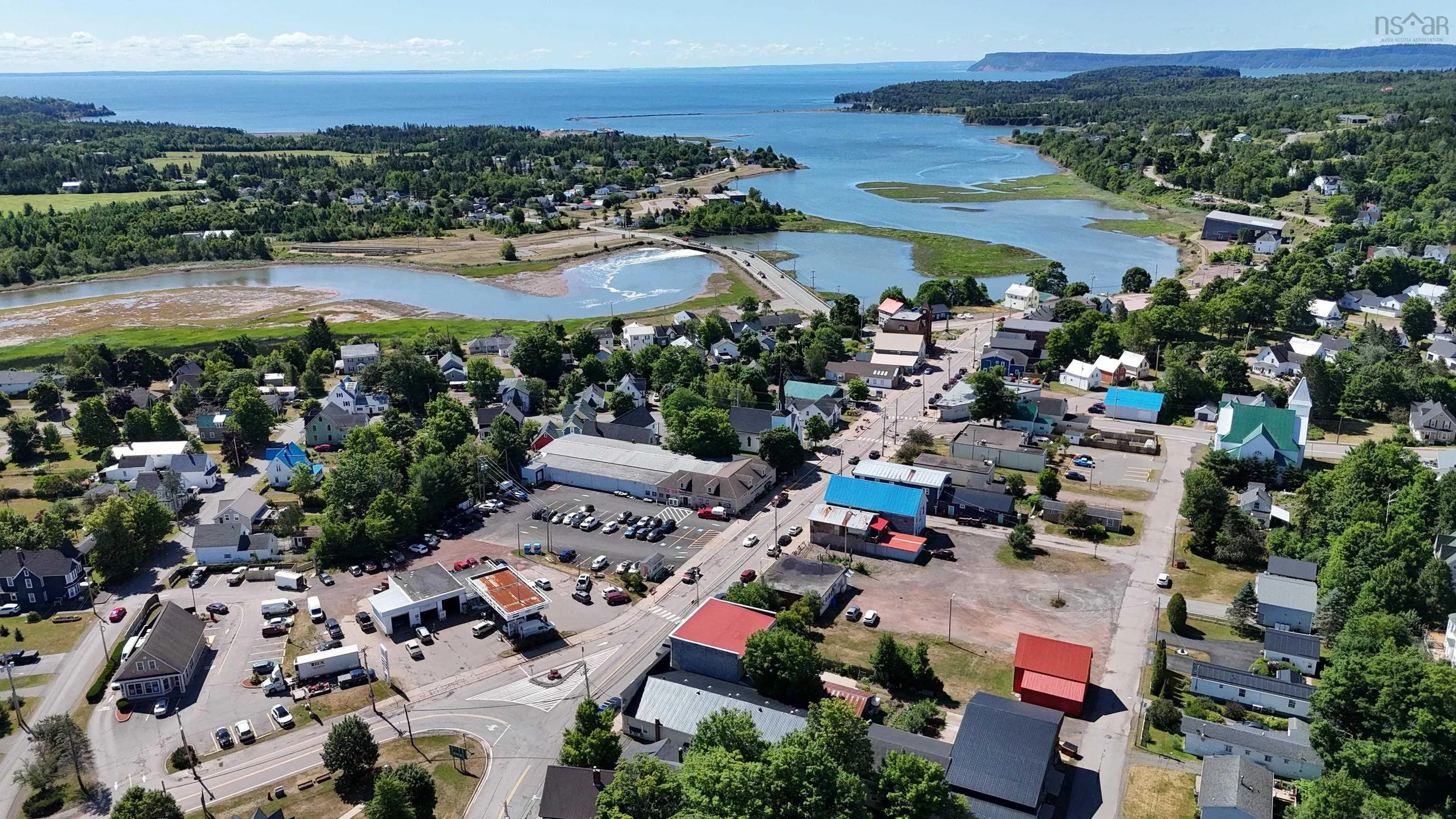 273 Main Street, Parrsboro, NS B0M 1S0, 3 Bedrooms Bedrooms, ,2 BathroomsBathrooms,Residential,For Sale,Main,202519119