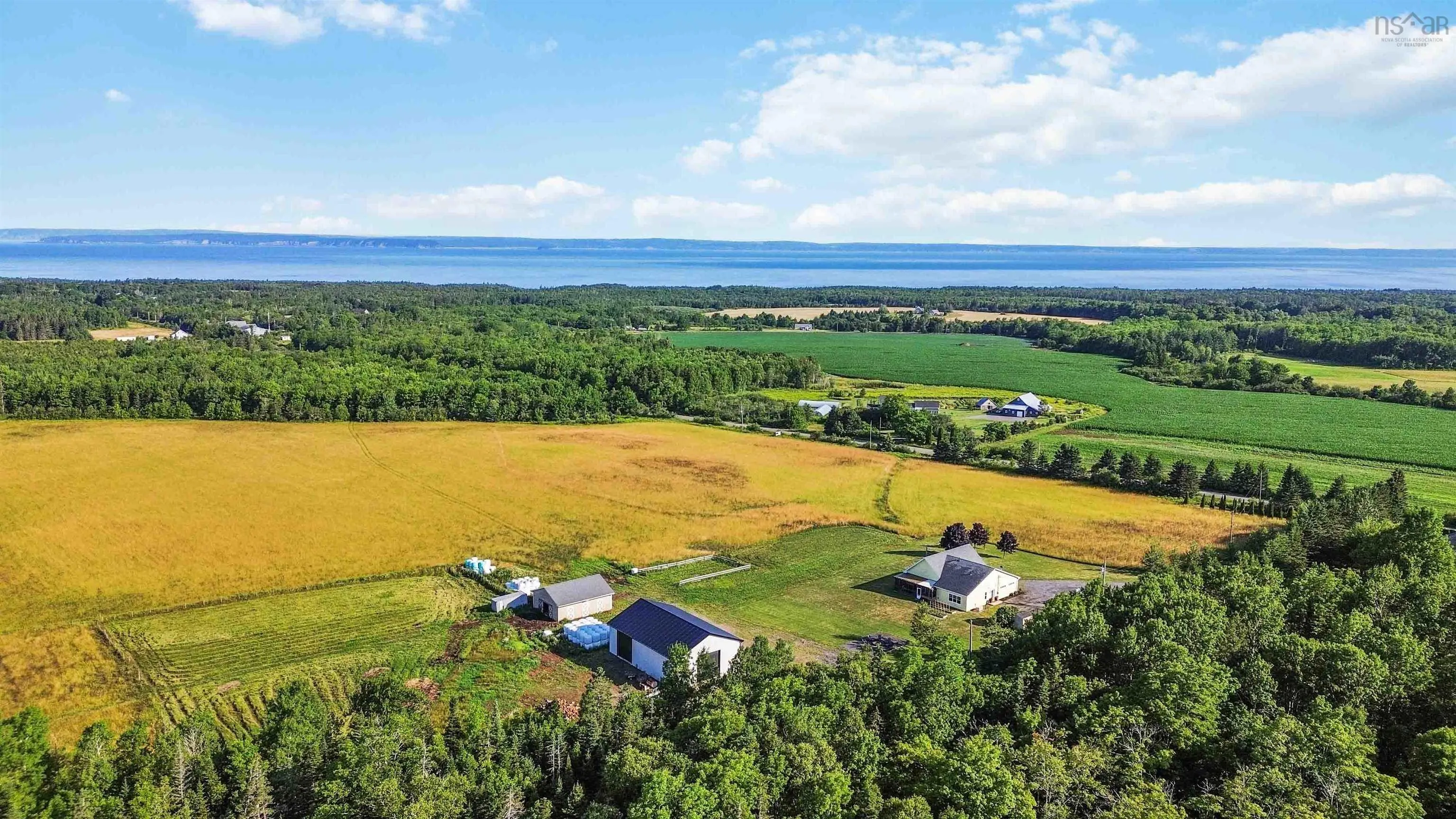 3419 Highway 359, Halls Harbour, NS B0P 1J0, 5 Bedrooms Bedrooms, ,3 BathroomsBathrooms,Residential,For Sale,Highway 359,202519448