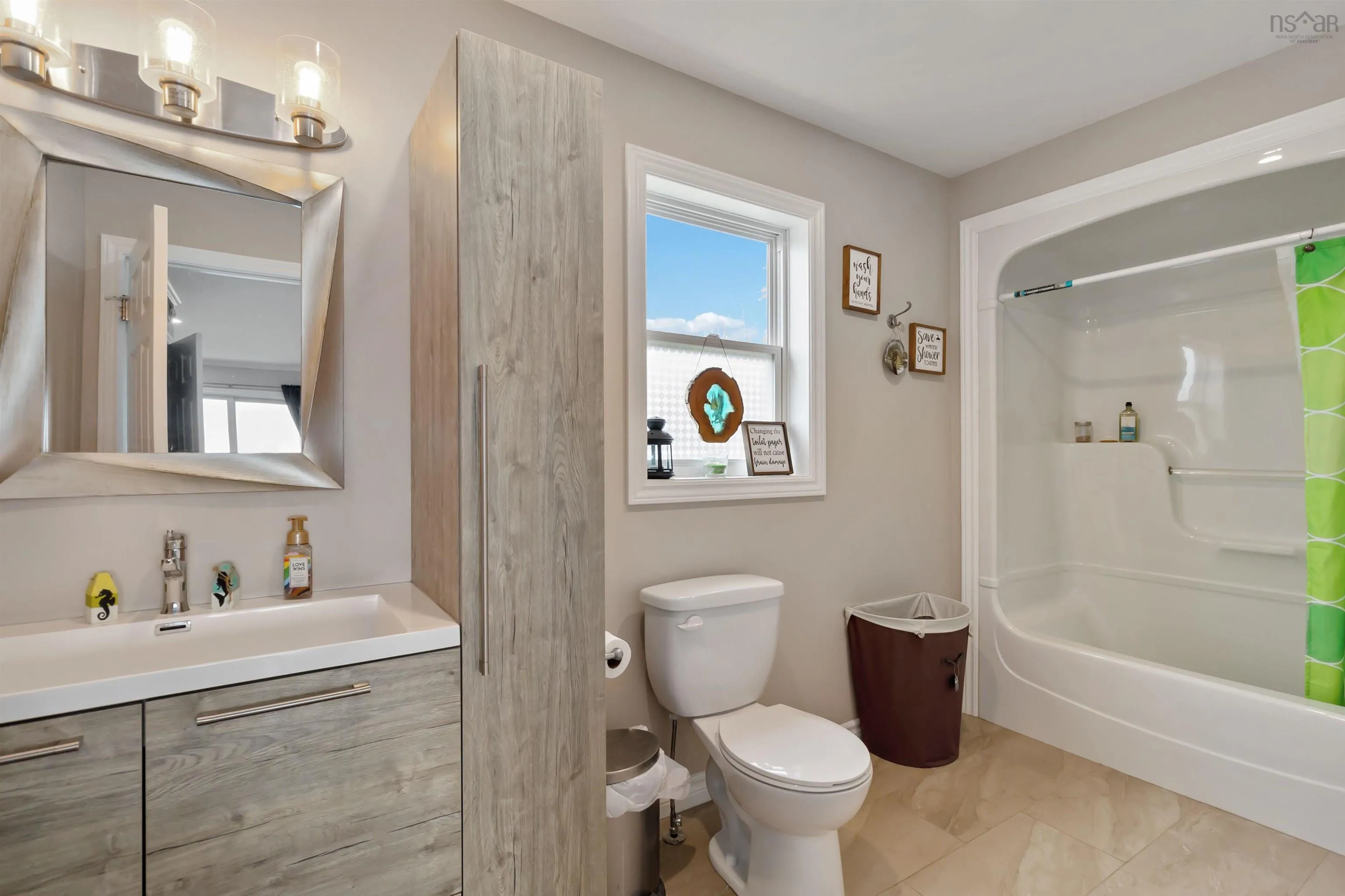 47 Paces Lane, Roseway, NS B0T 1W0, 4 Bedrooms Bedrooms, ,3 BathroomsBathrooms,Residential,For Sale,Paces,202522777