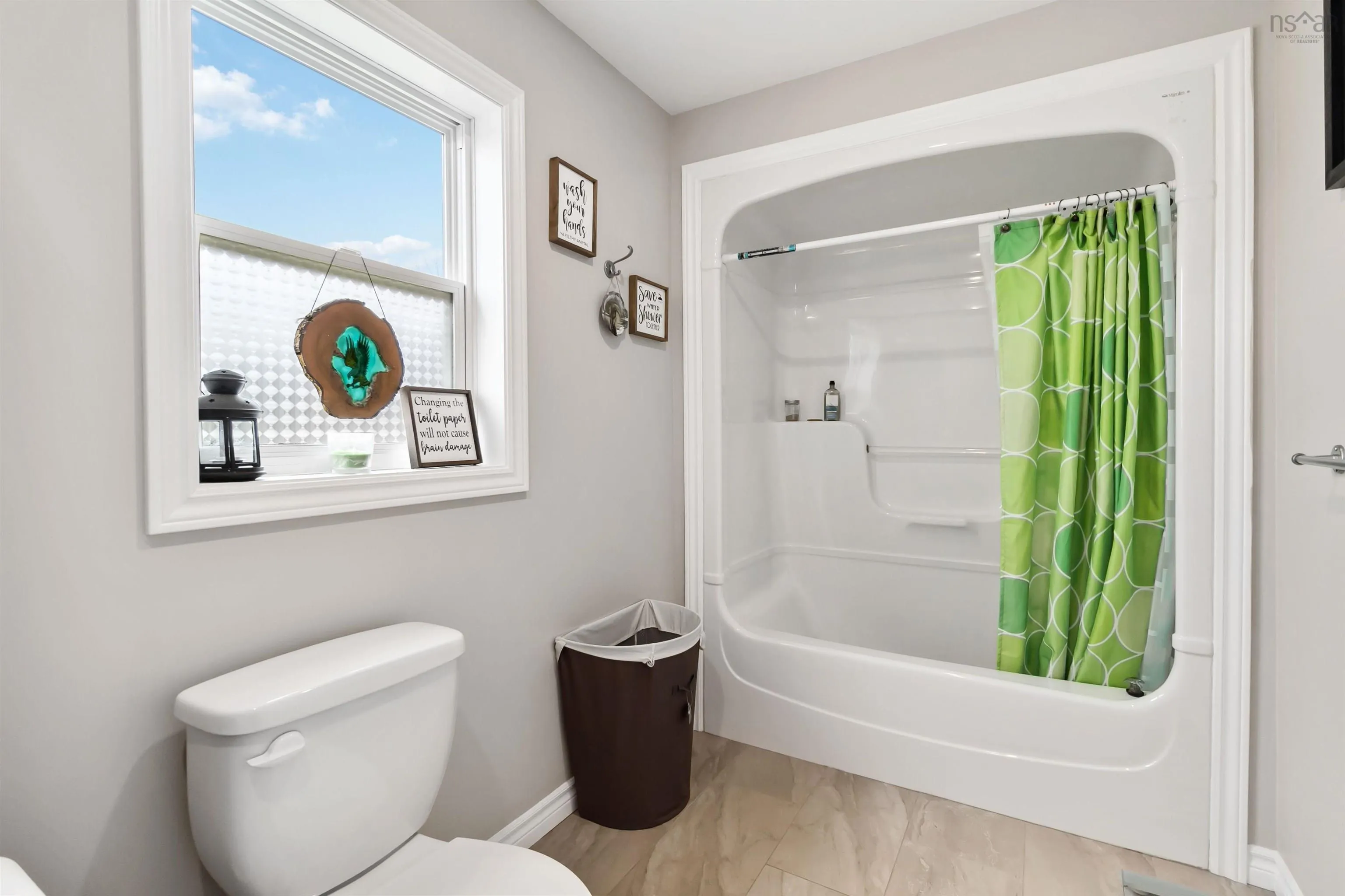 47 Paces Lane, Roseway, NS B0T 1W0, 4 Bedrooms Bedrooms, ,3 BathroomsBathrooms,Residential,For Sale,Paces,202522777