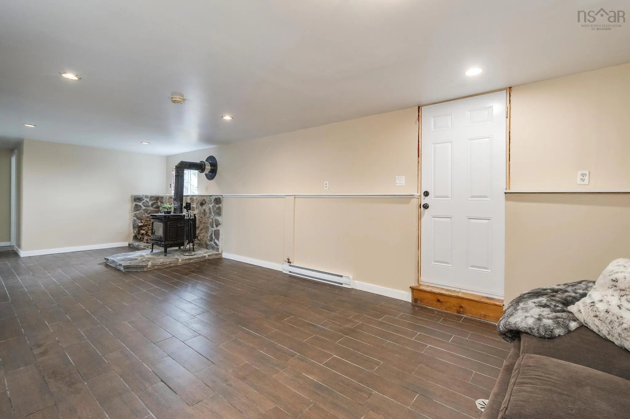 16 Ridgeview Street, Milford, NS B0N 1Y0, 4 Bedrooms Bedrooms, ,2 BathroomsBathrooms,Residential,For Sale,Ridgeview,202520926