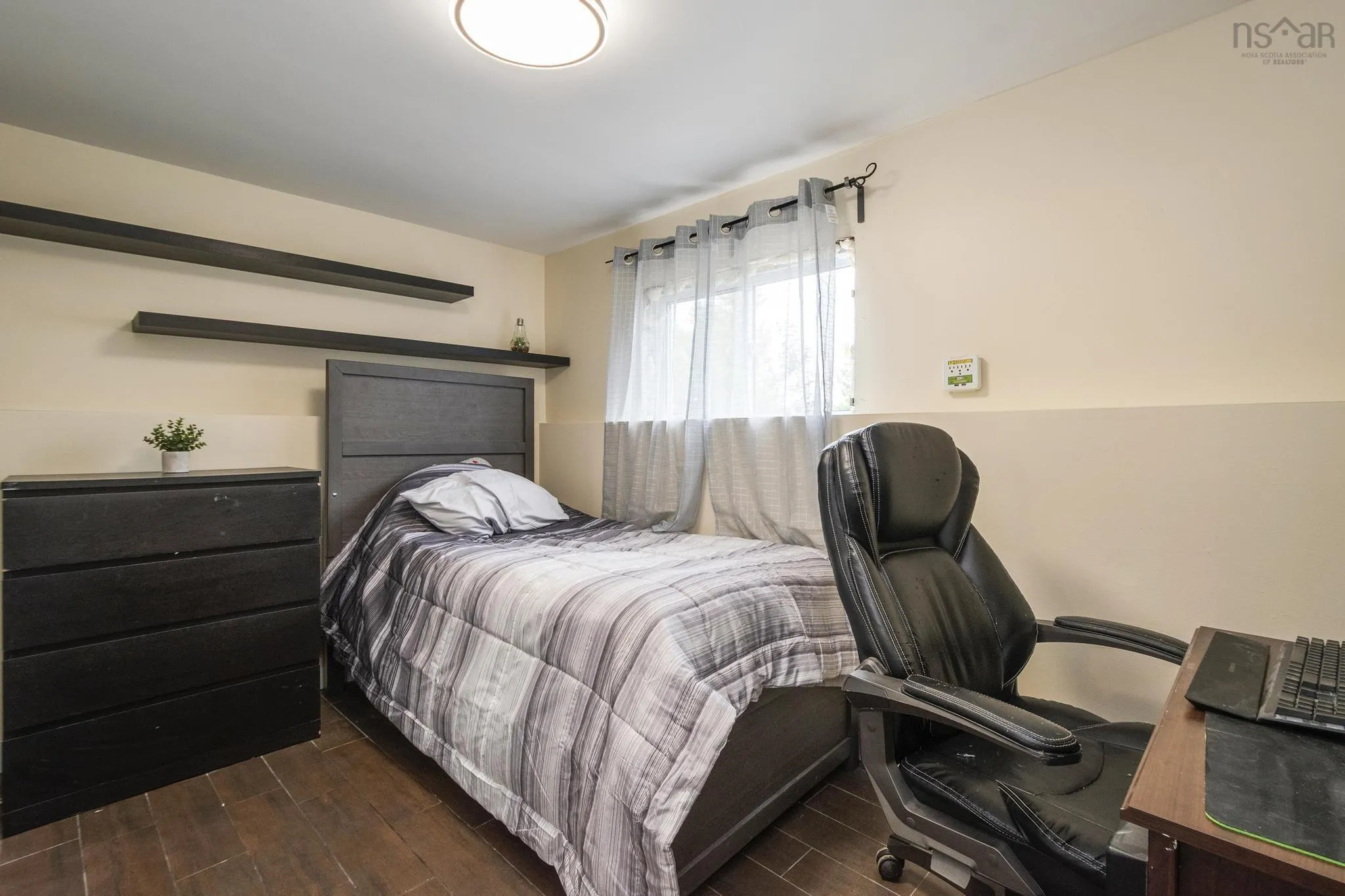 16 Ridgeview Street, Milford, NS B0N 1Y0, 4 Bedrooms Bedrooms, ,2 BathroomsBathrooms,Residential,For Sale,Ridgeview,202520926