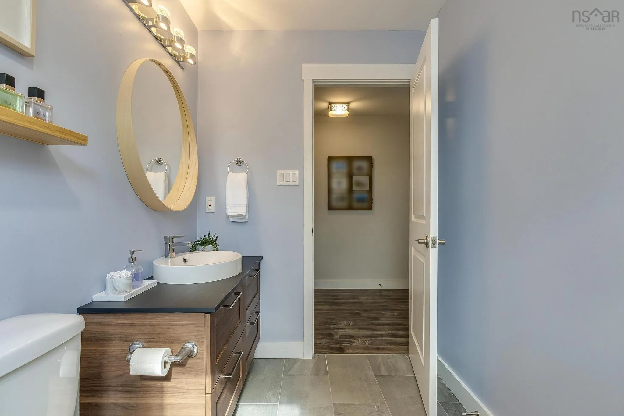400 Crown Drive, Halifax Ns B3n 1l1, 3 Bedrooms Bedrooms, ,3 BathroomsBathrooms,Residential,For Sale,Crown,202508719
