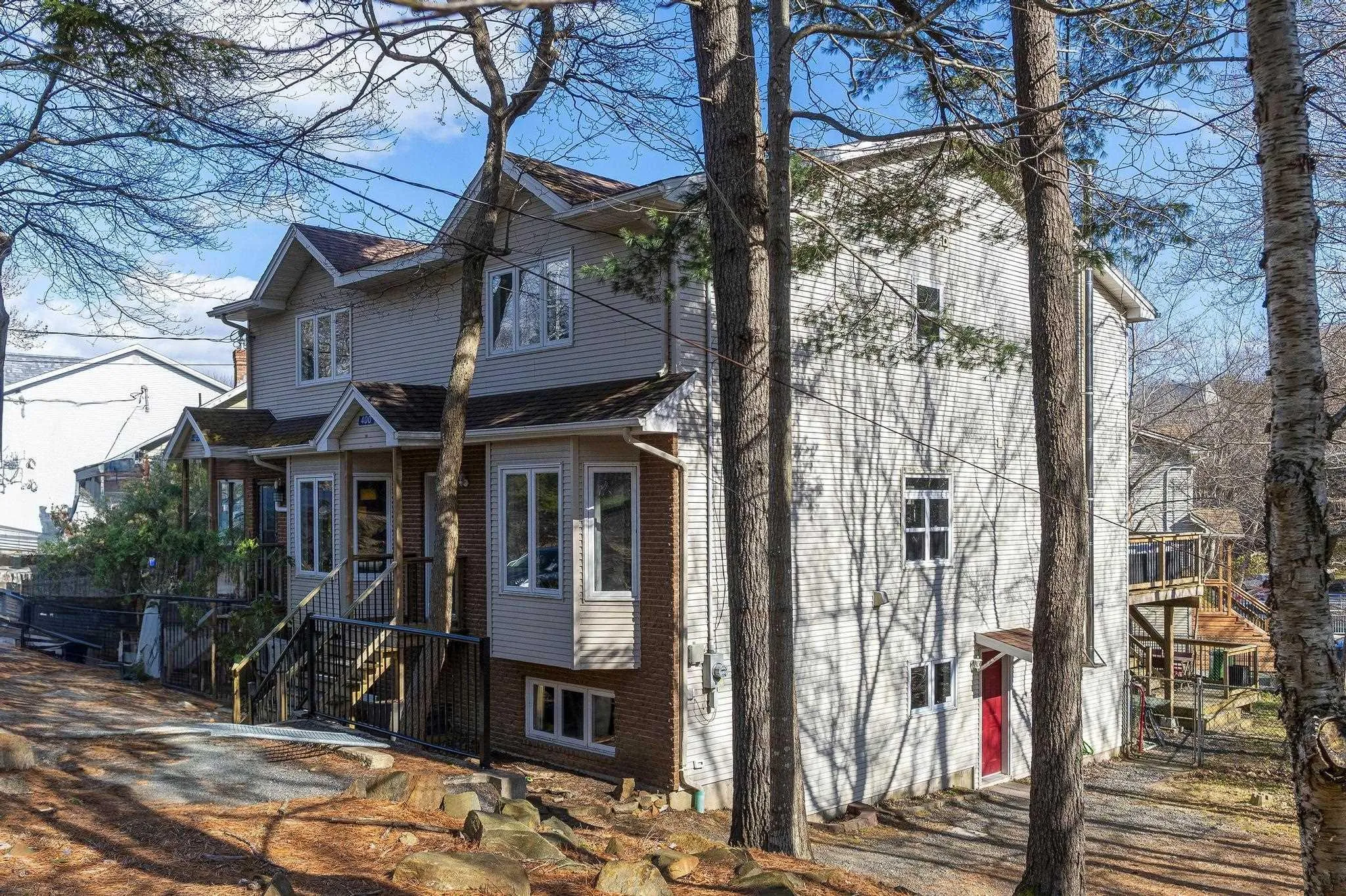 400 Crown Drive, Halifax Ns B3n 1l1, 3 Bedrooms Bedrooms, ,3 BathroomsBathrooms,Residential,For Sale,Crown,202508719