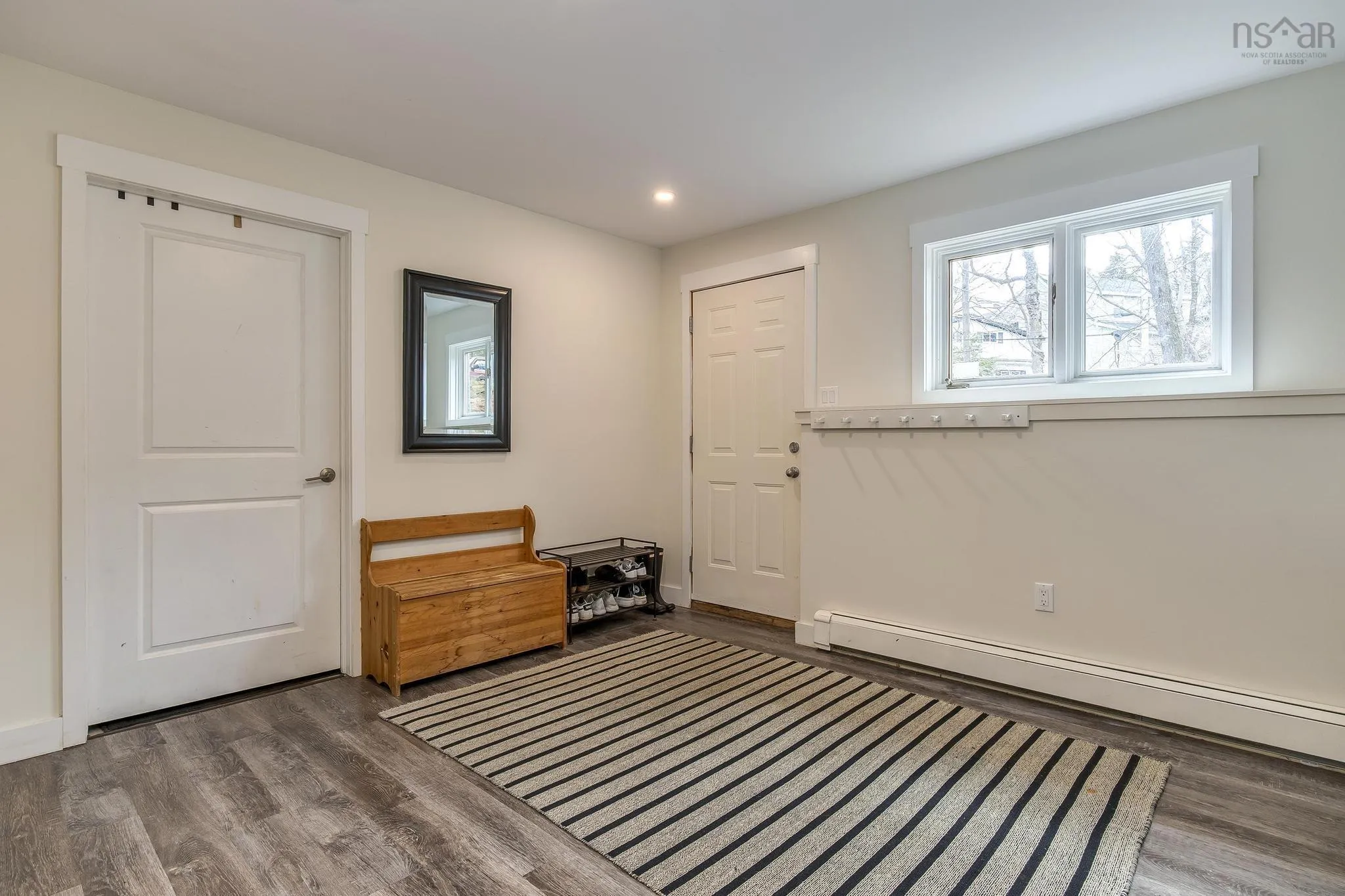 400 Crown Drive, Halifax Ns B3n 1l1, 3 Bedrooms Bedrooms, ,3 BathroomsBathrooms,Residential,For Sale,Crown,202508719