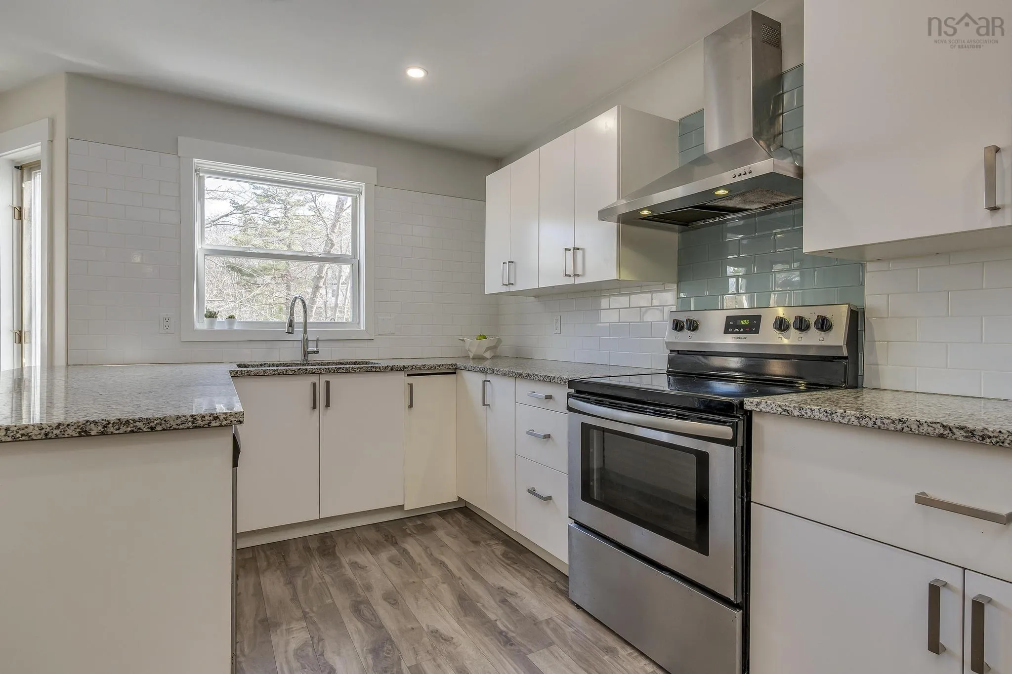 400 Crown Drive, Halifax Ns B3n 1l1, 3 Bedrooms Bedrooms, ,3 BathroomsBathrooms,Residential,For Sale,Crown,202508719