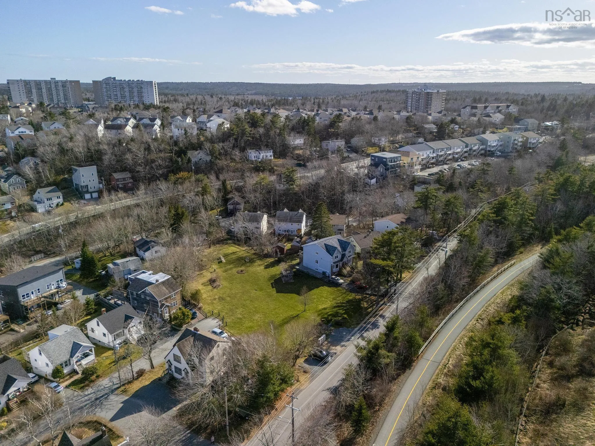 400 Crown Drive, Halifax Ns B3n 1l1, 3 Bedrooms Bedrooms, ,3 BathroomsBathrooms,Residential,For Sale,Crown,202508719