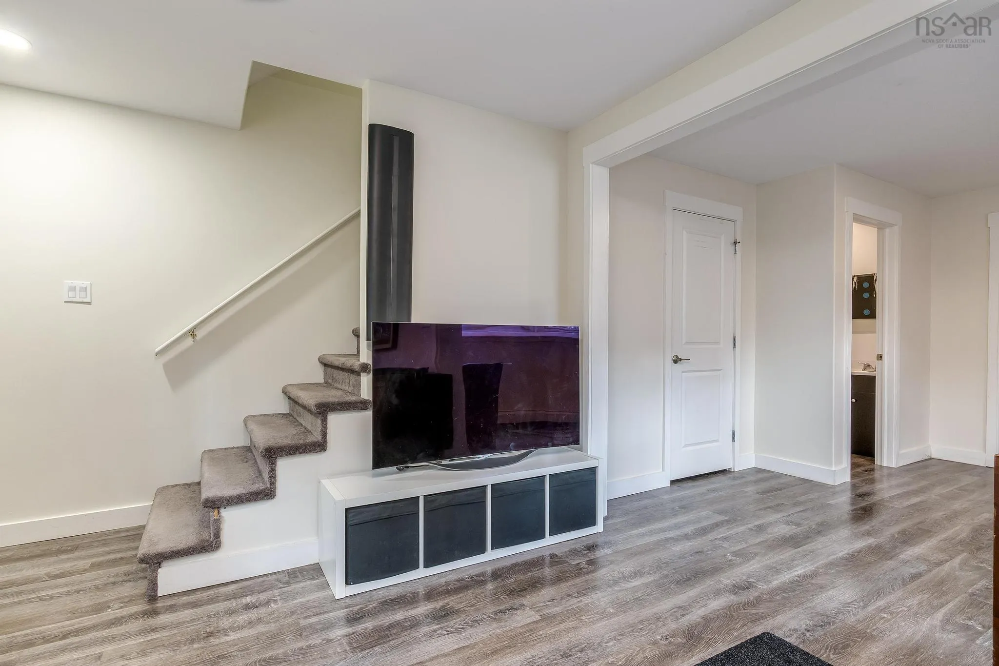 400 Crown Drive, Halifax Ns B3n 1l1, 3 Bedrooms Bedrooms, ,3 BathroomsBathrooms,Residential,For Sale,Crown,202508719