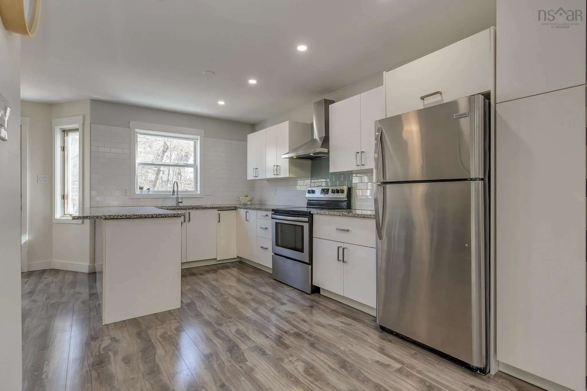 400 Crown Drive, Halifax Ns B3n 1l1, 3 Bedrooms Bedrooms, ,3 BathroomsBathrooms,Residential,For Sale,Crown,202508719