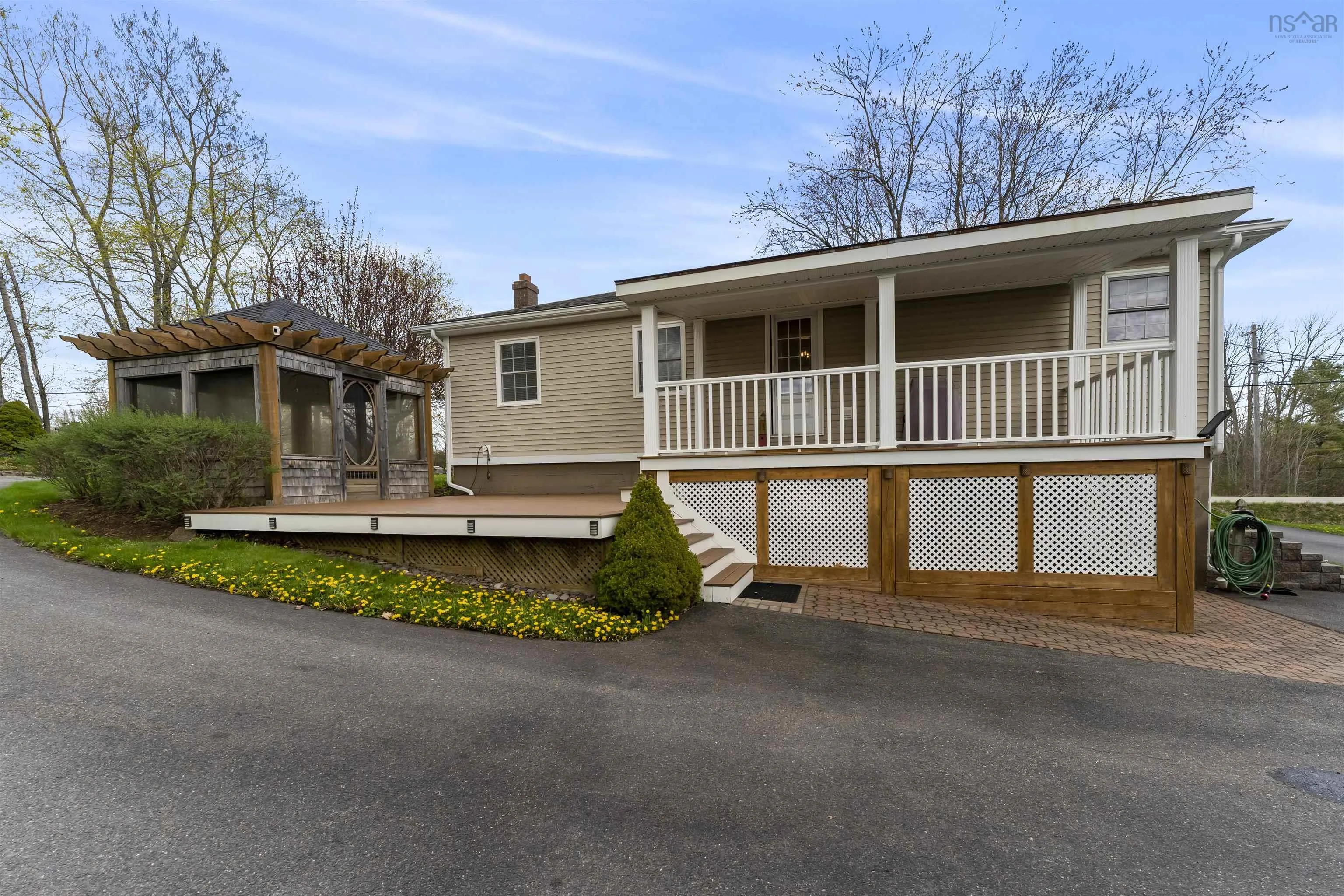 580 Hwy 1, Mount Denson, NS B0P 1P0, 3 Bedrooms Bedrooms, ,1 BathroomBathrooms,Residential,For Sale,Hwy 1,202511976