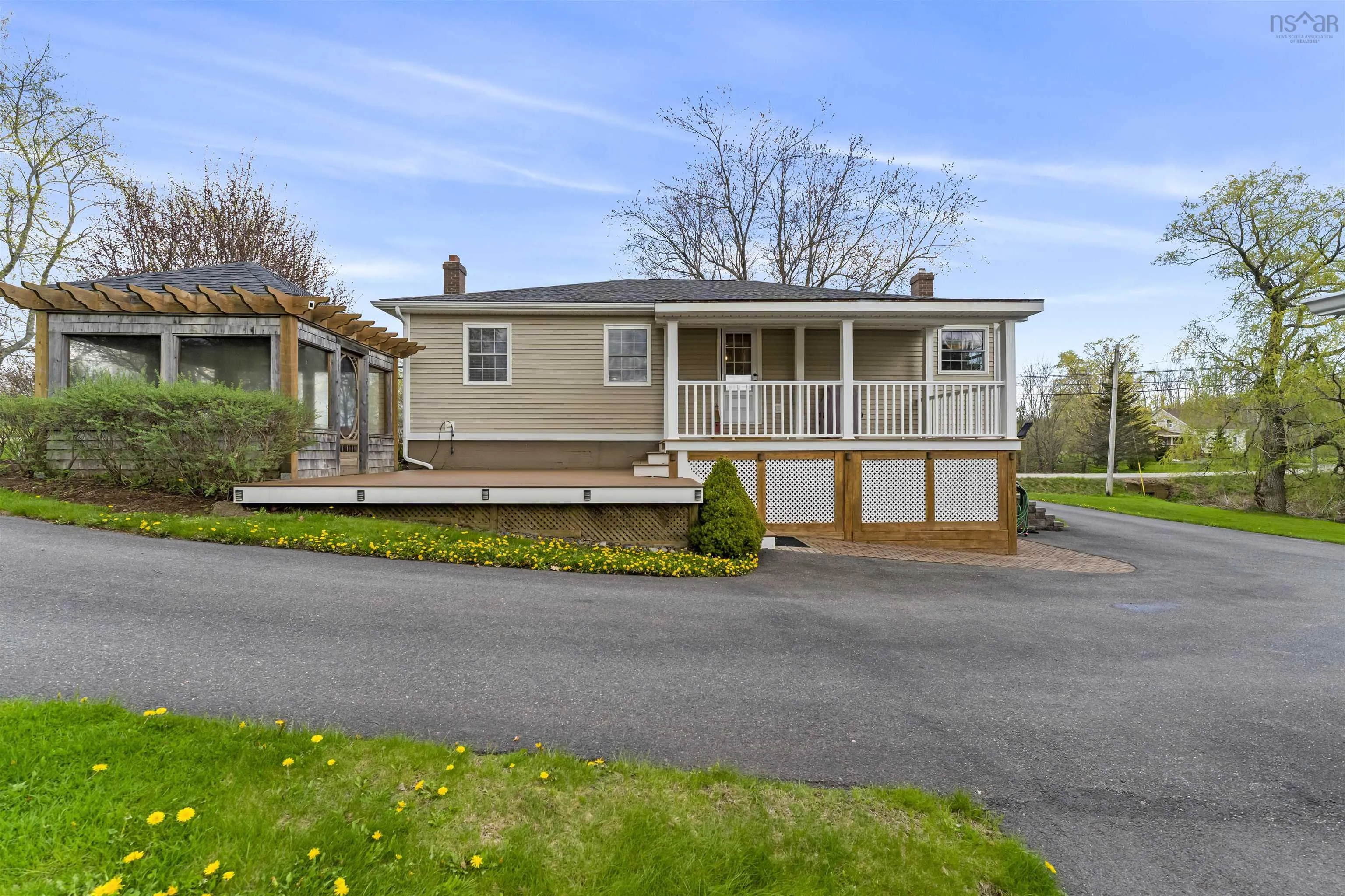 580 Hwy 1, Mount Denson, NS B0P 1P0, 3 Bedrooms Bedrooms, ,1 BathroomBathrooms,Residential,For Sale,Hwy 1,202511976