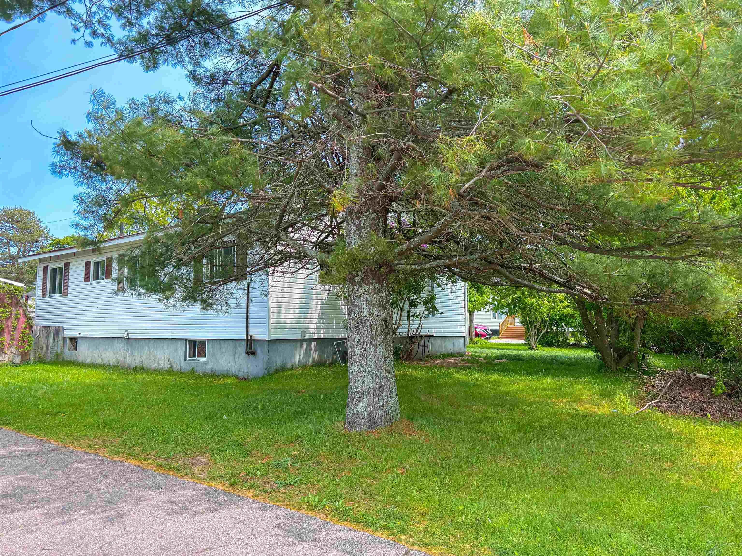 636 Helene Street, New Glasgow, NS B2H 2Y1, 3 Bedrooms Bedrooms, ,1 BathroomBathrooms,Residential,For Sale,Helene,202513037