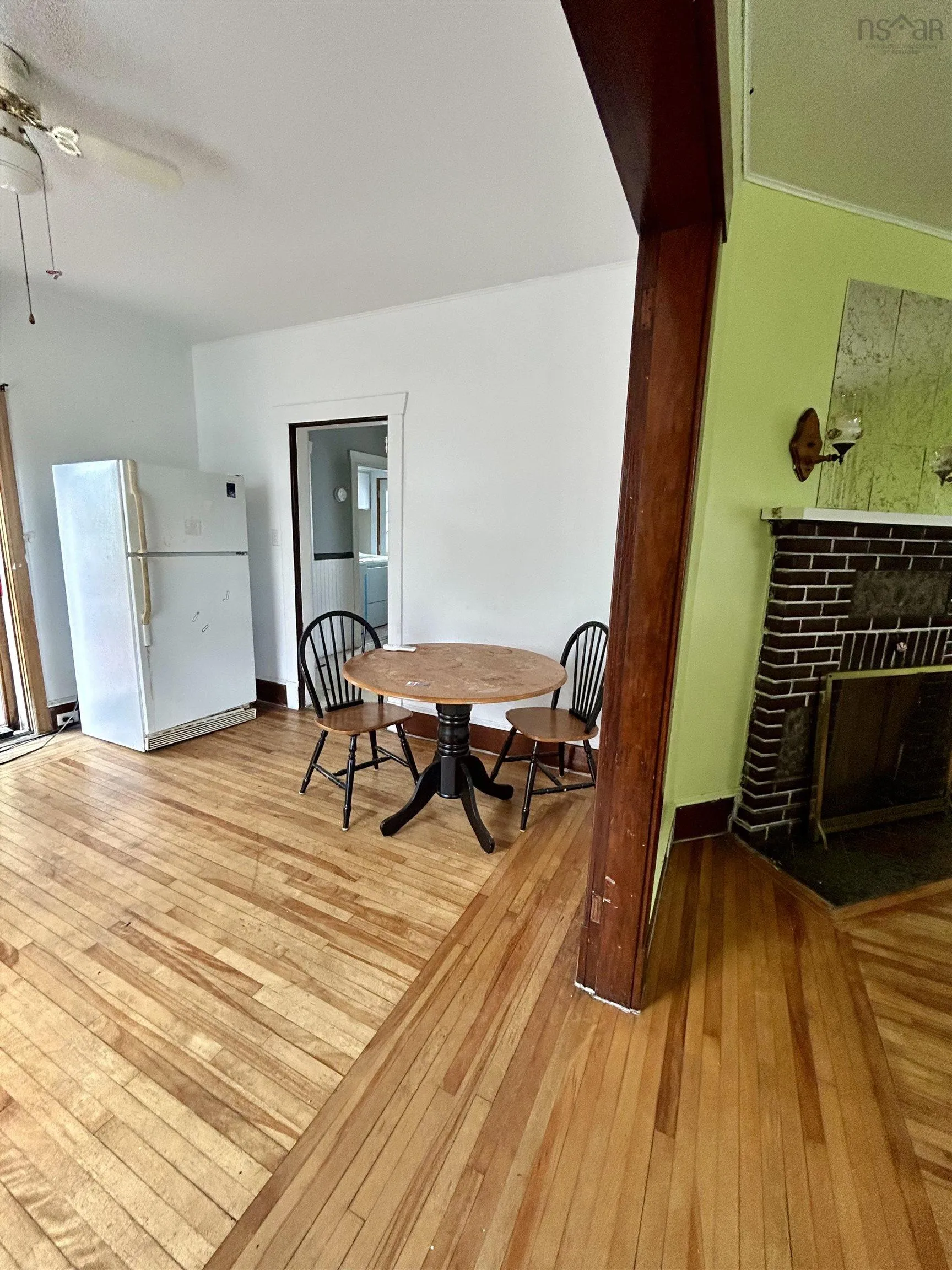 128 Inglis St., Sydney, NS B1P 1W8, 3 Bedrooms Bedrooms, ,1 BathroomBathrooms,Residential,For Sale,Inglis St.,202521048
