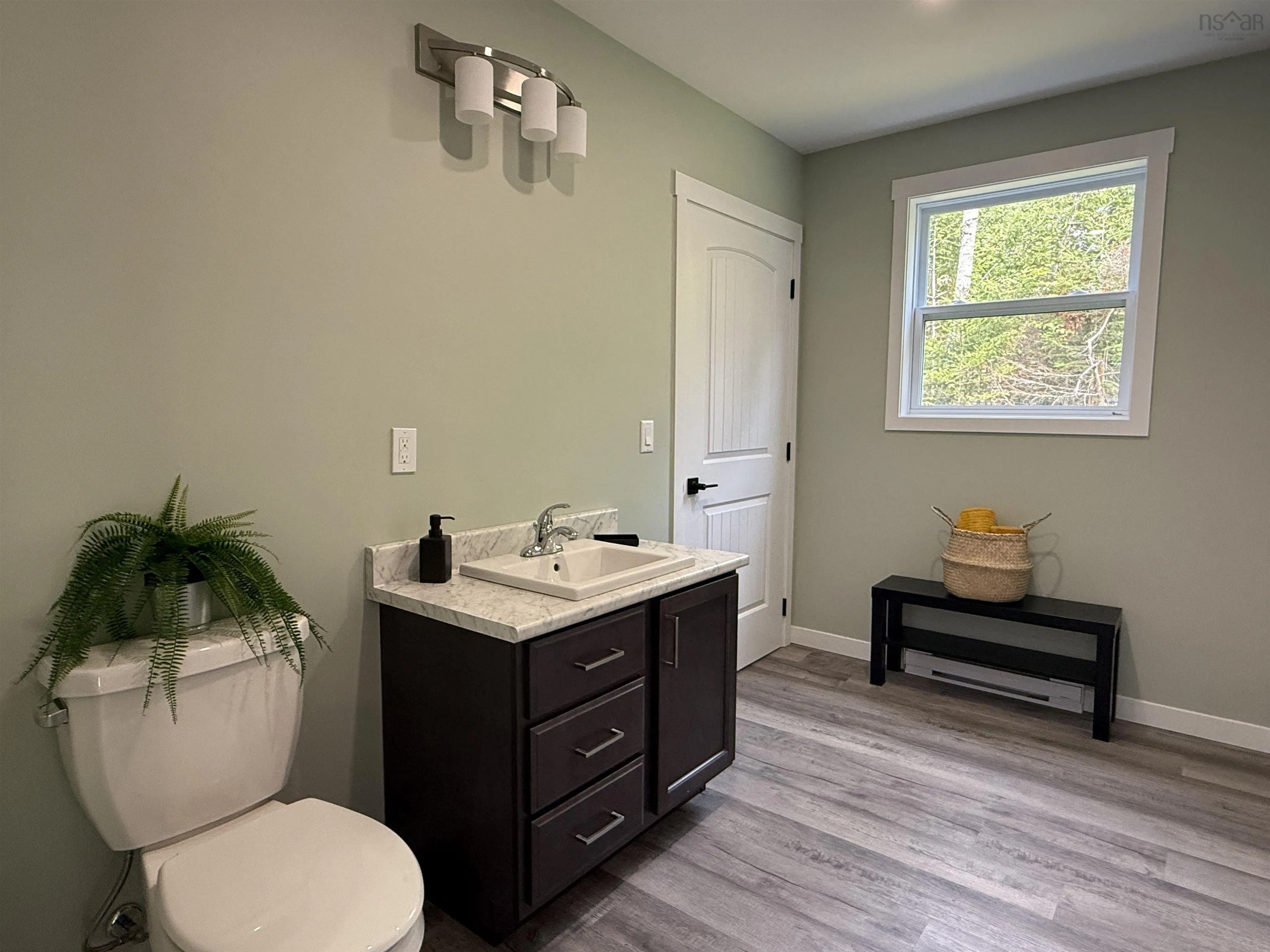 1557 Belmont Road, Belmont, NS B0M 1G0, 2 Bedrooms Bedrooms, ,1 BathroomBathrooms,Residential,For Sale,Belmont,202513313