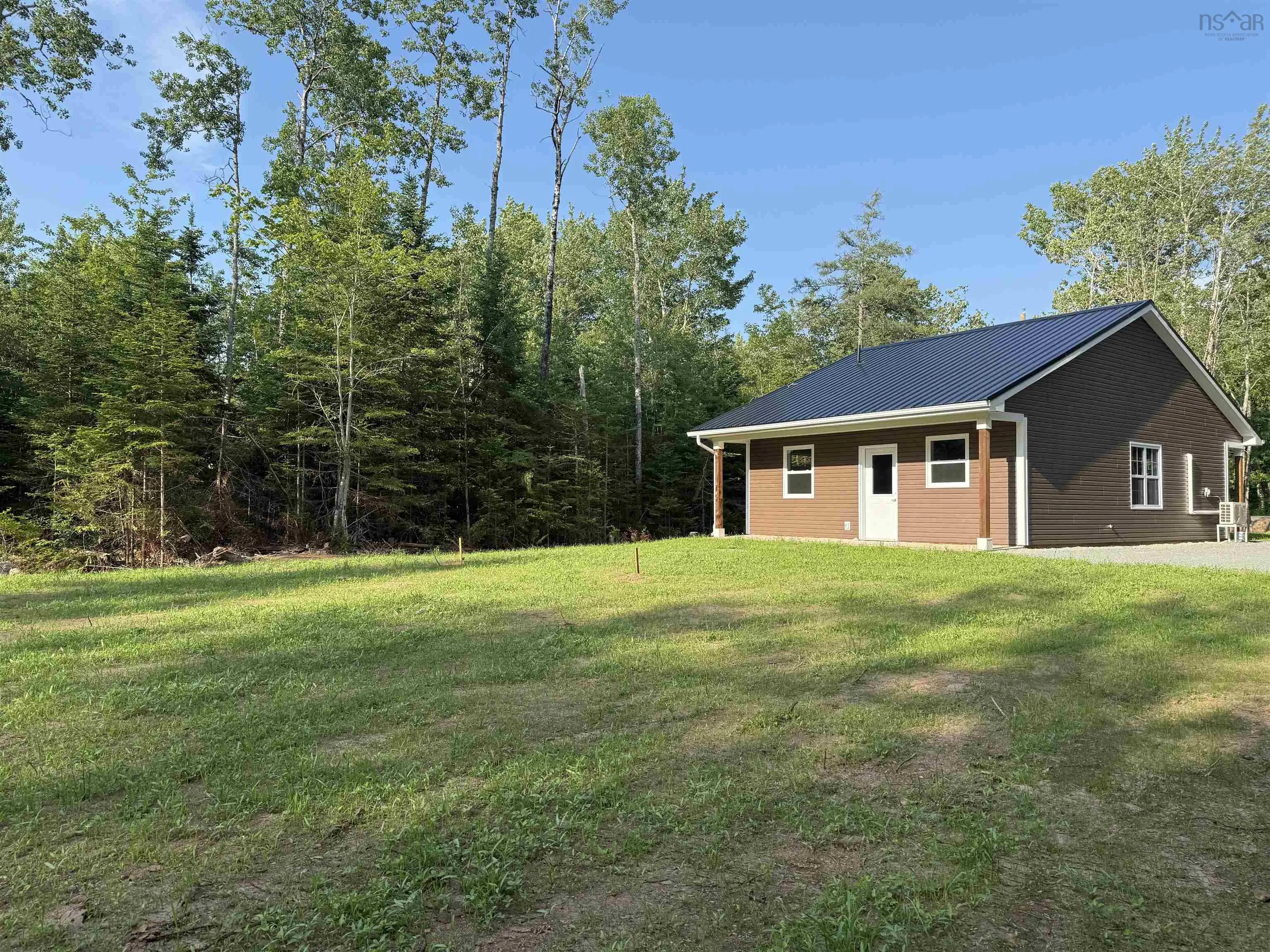 1557 Belmont Road, Belmont, NS B0M 1G0, 2 Bedrooms Bedrooms, ,1 BathroomBathrooms,Residential,For Sale,Belmont,202513313