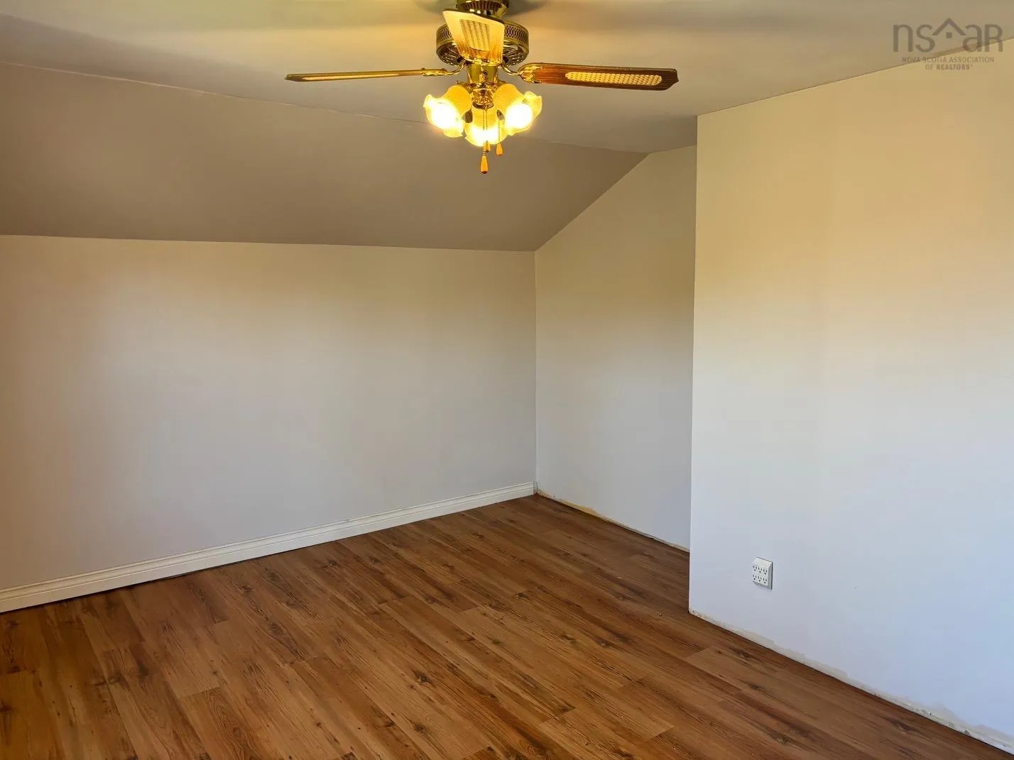 28111 Highway, Moosehead, NS B0J 2K0, 2 Bedrooms Bedrooms, ,1 BathroomBathrooms,Residential,For Sale,Highway 7,202511591