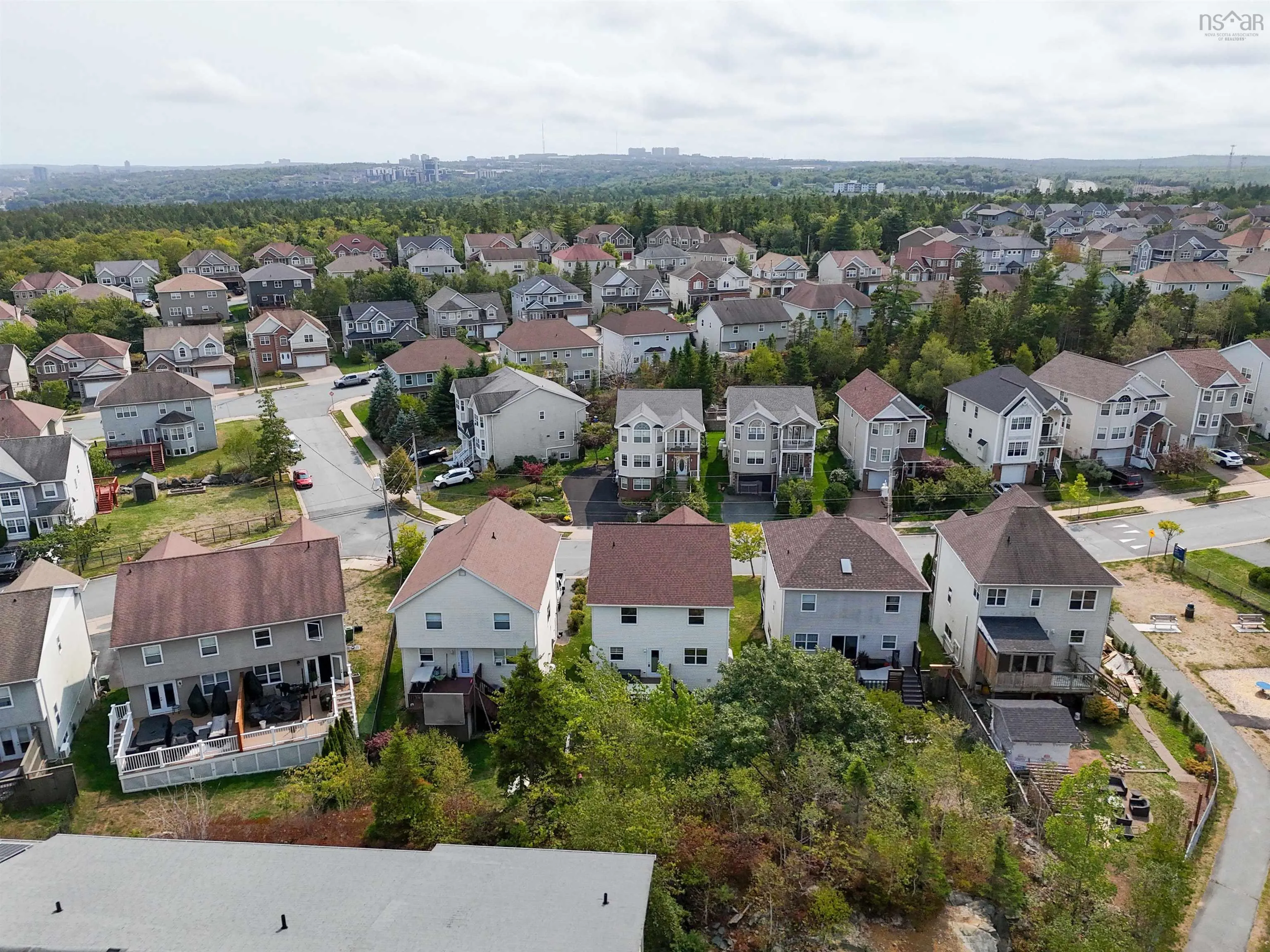 29 Cutter Drive, Halifax, NS B3M 4W6, 5 Bedrooms Bedrooms, ,4 BathroomsBathrooms,Residential,For Sale,Cutter,202522982