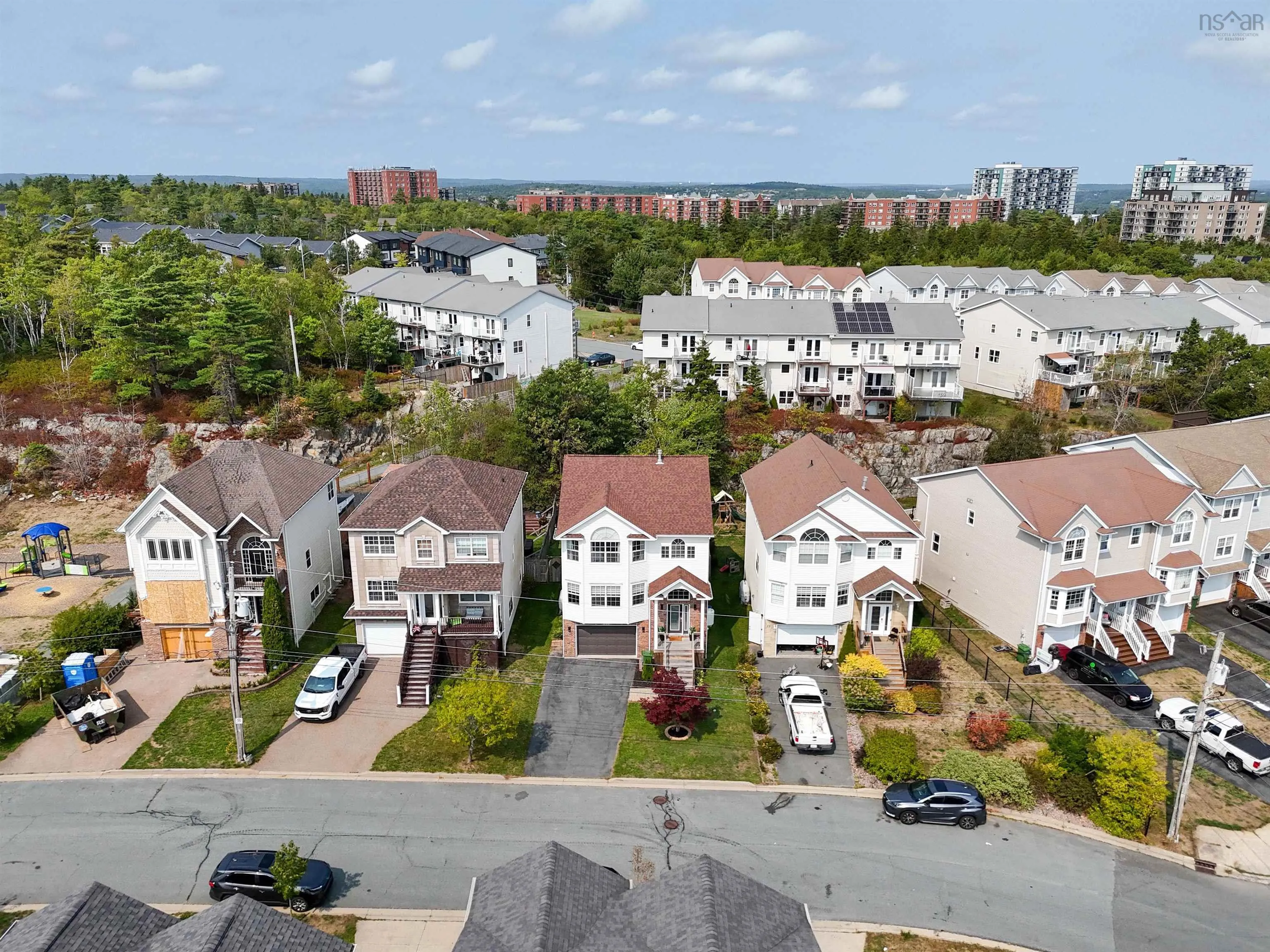 29 Cutter Drive, Halifax, NS B3M 4W6, 5 Bedrooms Bedrooms, ,4 BathroomsBathrooms,Residential,For Sale,Cutter,202522982