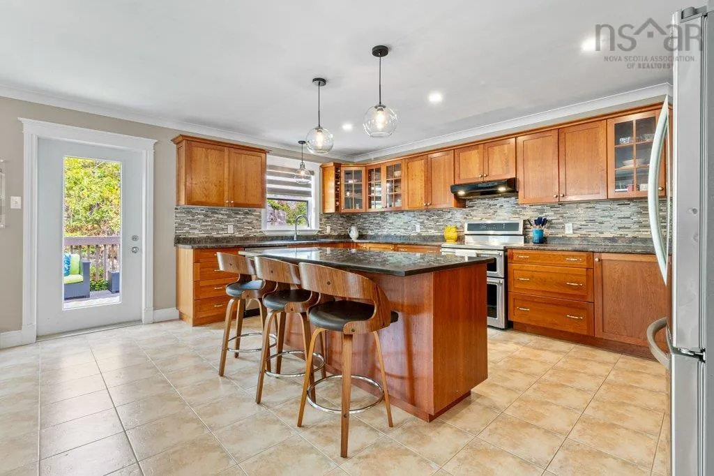 29 Cutter Drive, Halifax, NS B3M 4W6, 5 Bedrooms Bedrooms, ,4 BathroomsBathrooms,Residential,For Sale,Cutter,202522982
