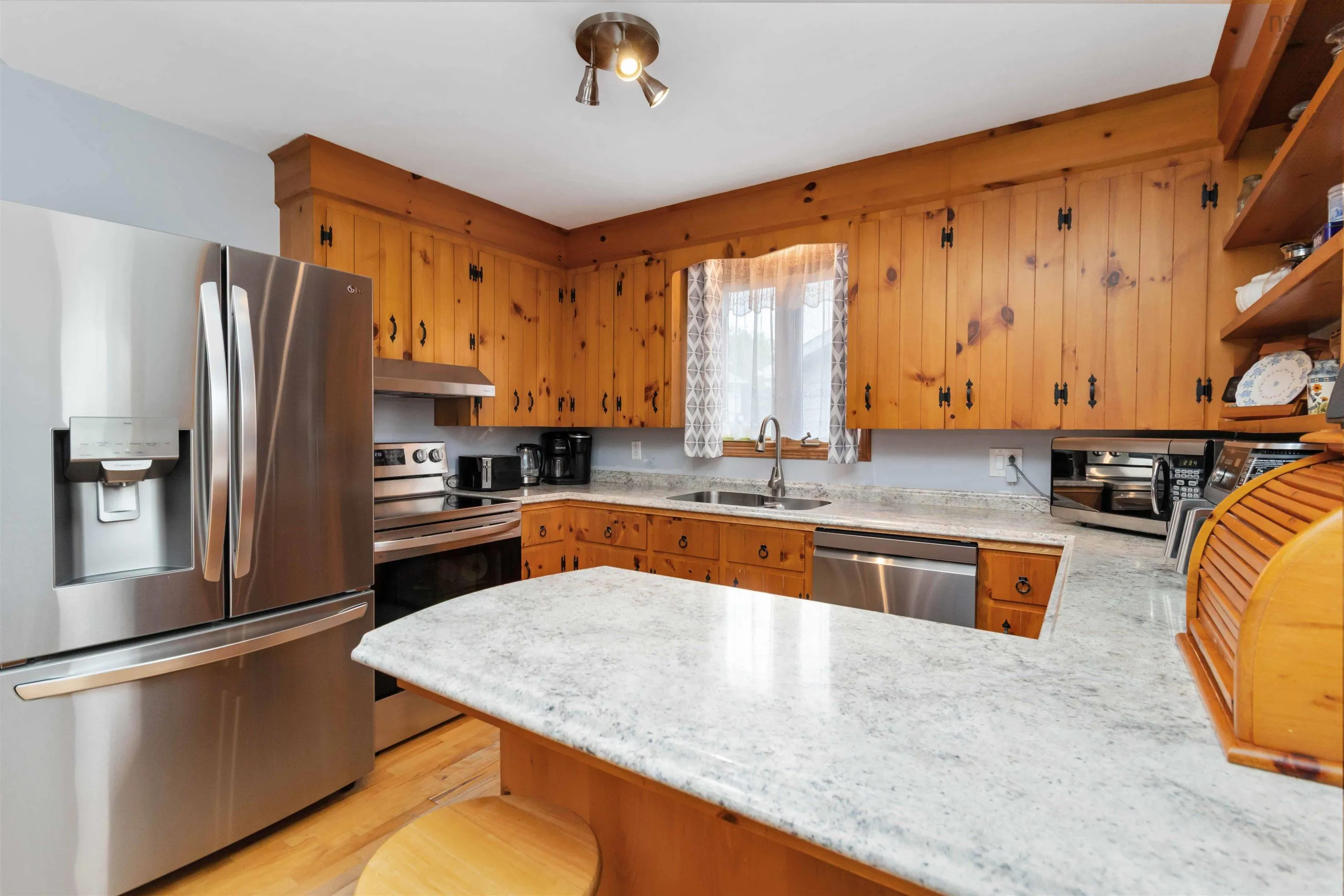1681 Riverside Drive, Lower Sackville, NS B4C 2Y7, 3 Bedrooms Bedrooms, ,2 BathroomsBathrooms,Residential,For Sale,Riverside Drive,202520852