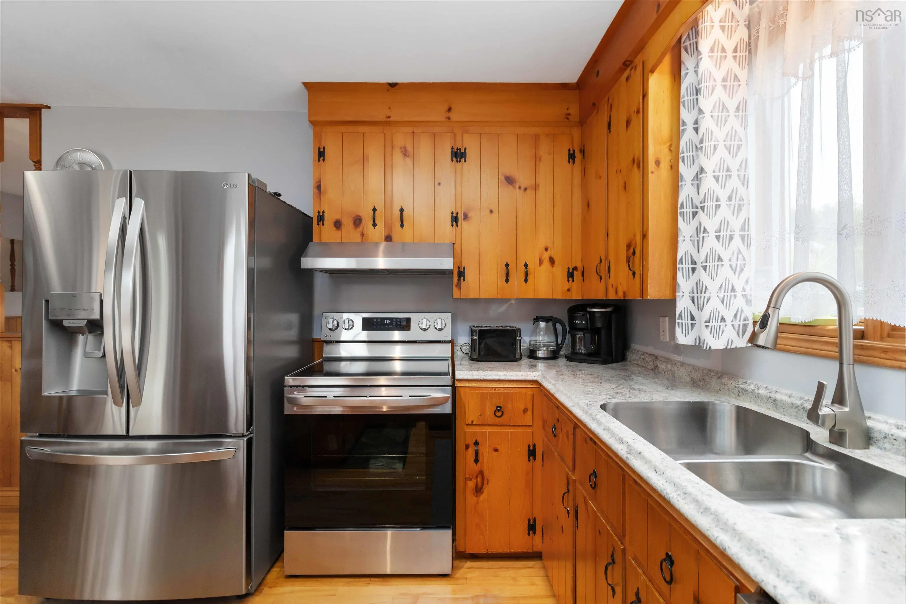1681 Riverside Drive, Lower Sackville, NS B4C 2Y7, 3 Bedrooms Bedrooms, ,2 BathroomsBathrooms,Residential,For Sale,Riverside Drive,202520852