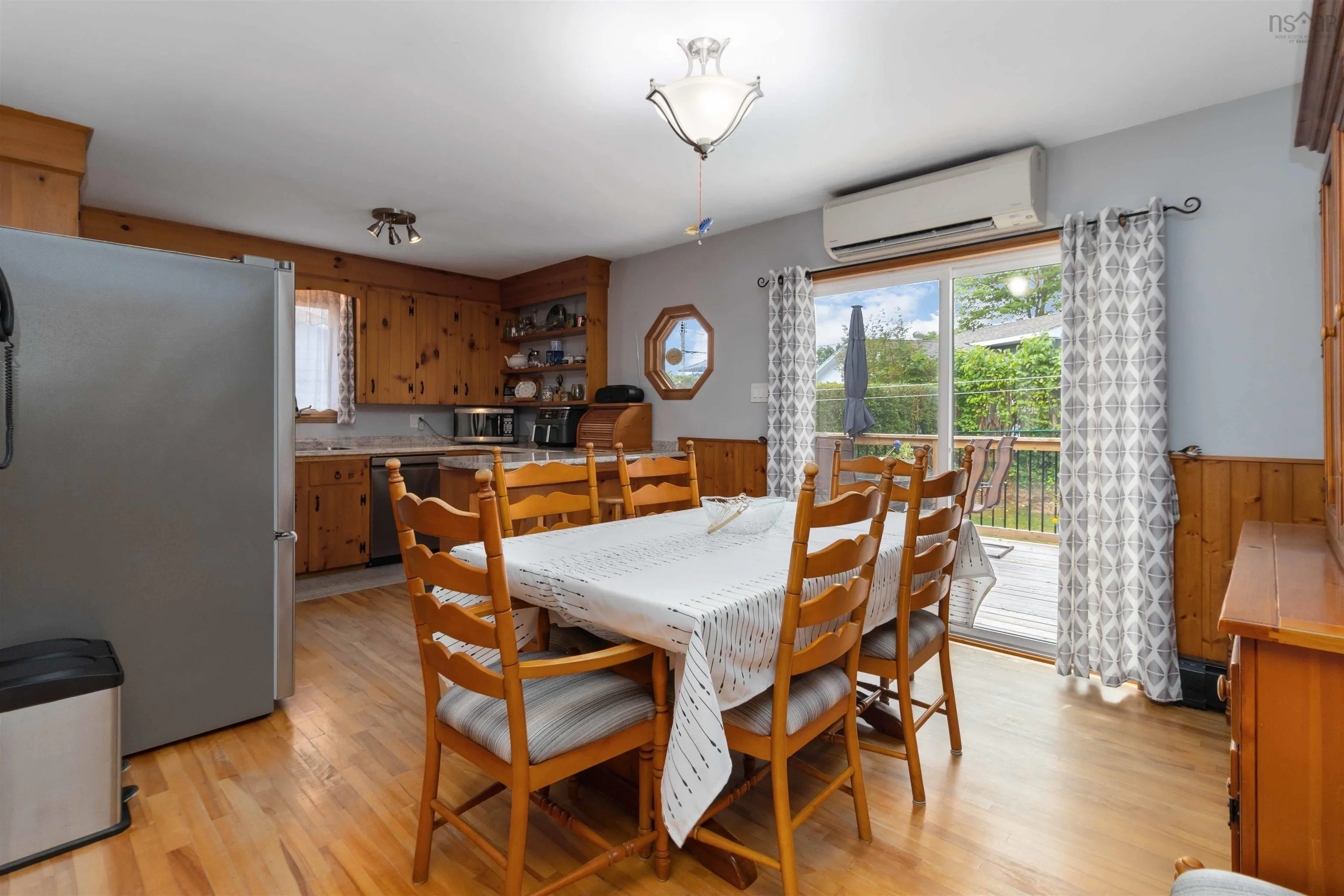 1681 Riverside Drive, Lower Sackville, NS B4C 2Y7, 3 Bedrooms Bedrooms, ,2 BathroomsBathrooms,Residential,For Sale,Riverside Drive,202520852