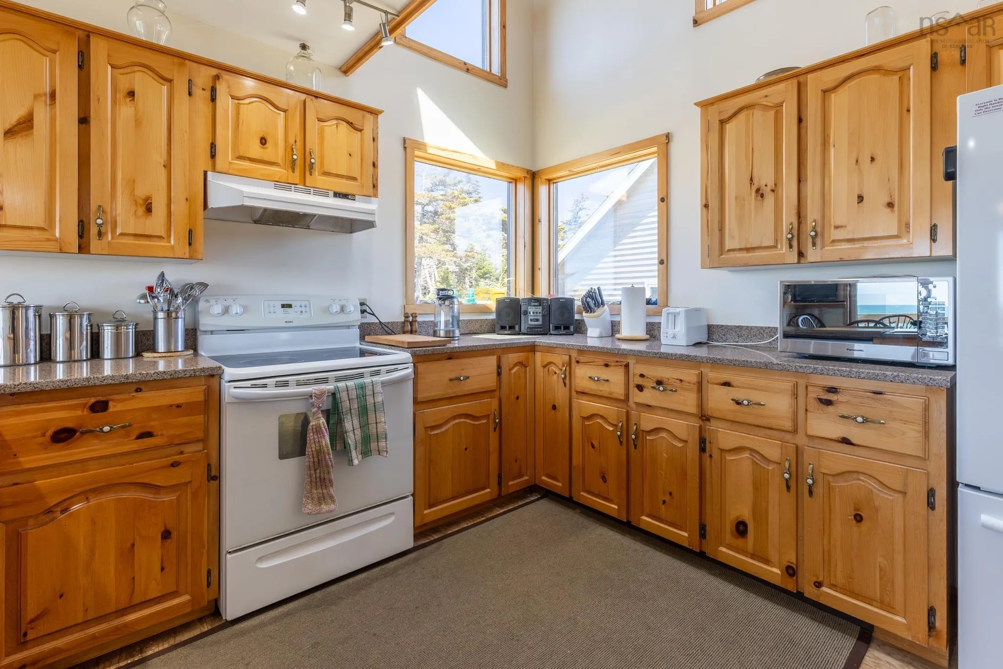 194 Thomas Road, Cape Forchu, NS B5A 5G7, 3 Bedrooms Bedrooms, ,3 BathroomsBathrooms,Residential,For Sale,Thomas,202511493