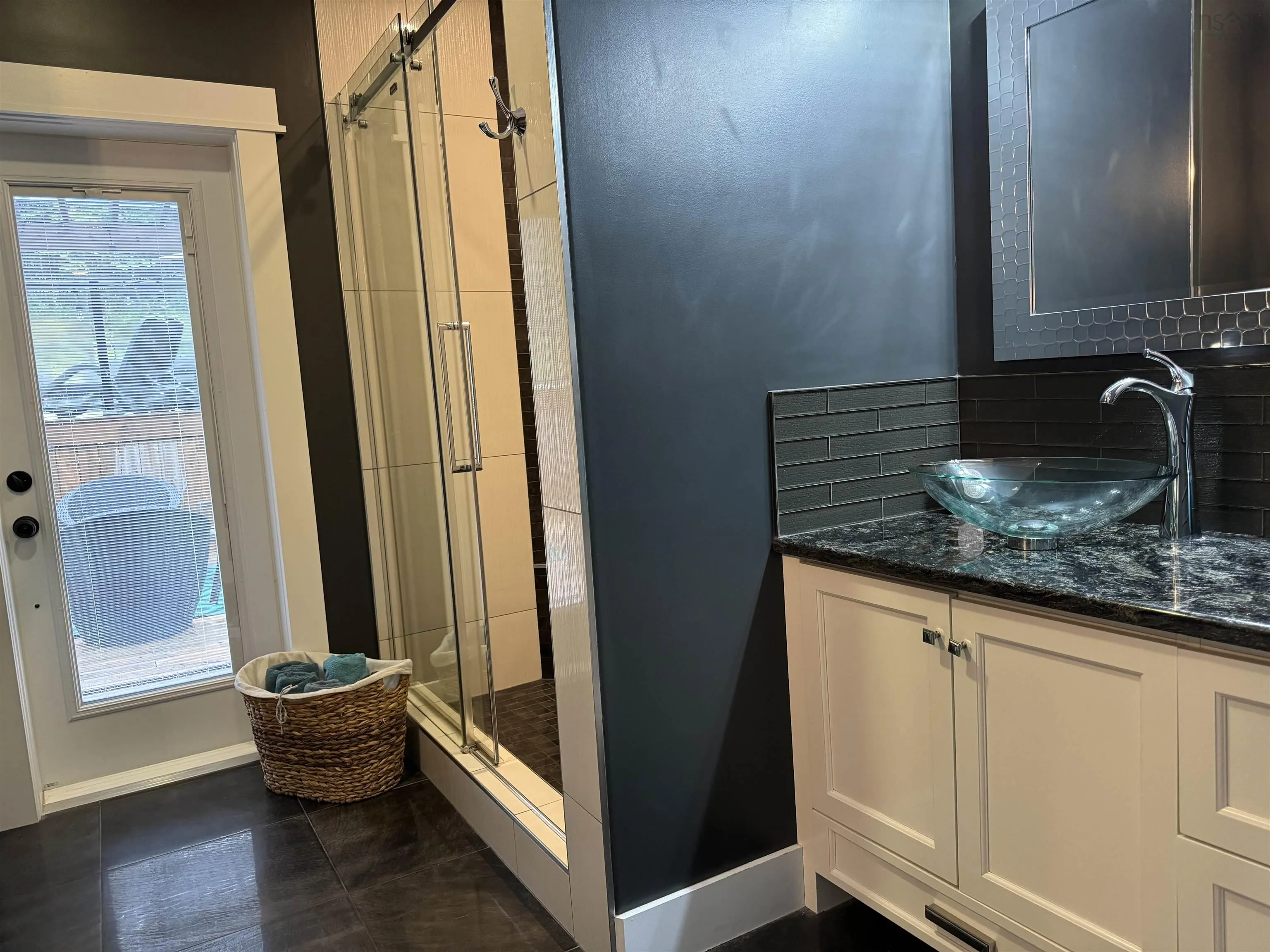 77 Fir Avenue, Salmon River, NS B2N 6P6, 3 Bedrooms Bedrooms, ,3 BathroomsBathrooms,Residential,For Sale,Fir,202520884