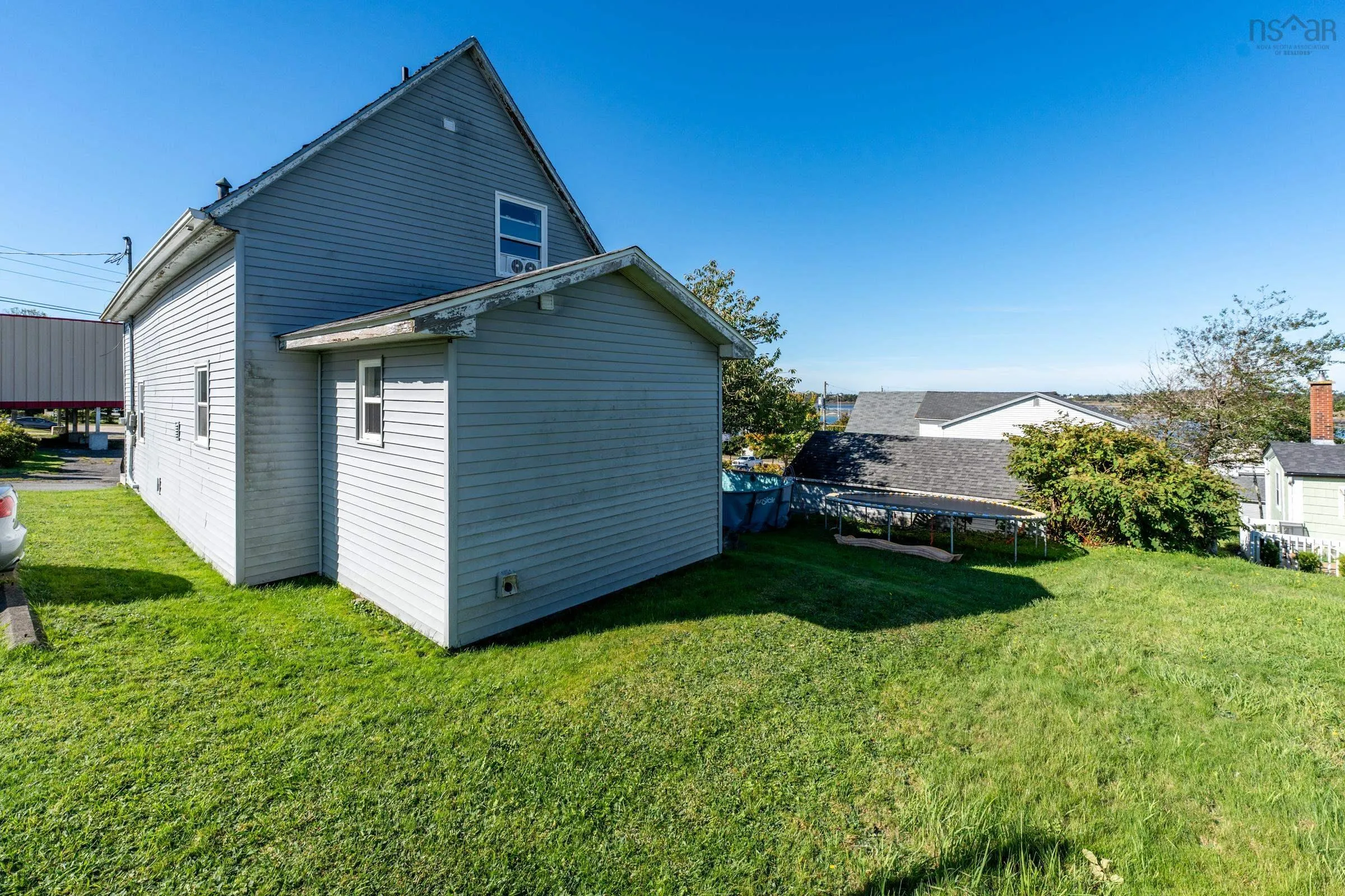 10 Store Street, Yarmouth, NS B5A 2Z2, 3 Bedrooms Bedrooms, ,2 BathroomsBathrooms,Residential,For Sale,Store,202423049