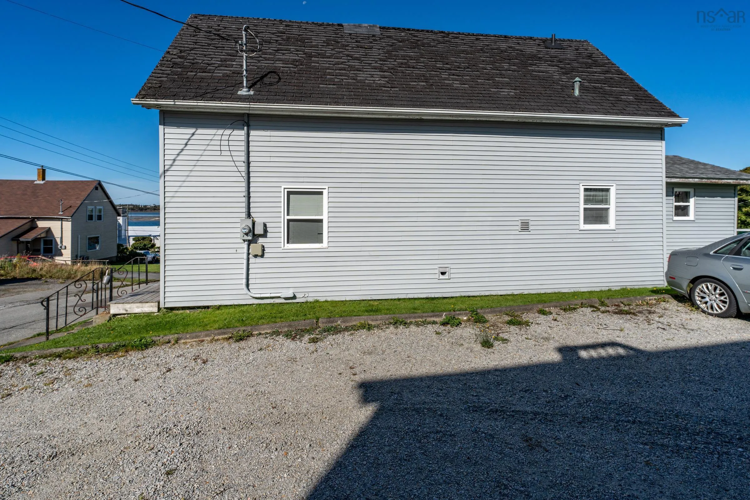 10 Store Street, Yarmouth, NS B5A 2Z2, 3 Bedrooms Bedrooms, ,2 BathroomsBathrooms,Residential,For Sale,Store,202423049