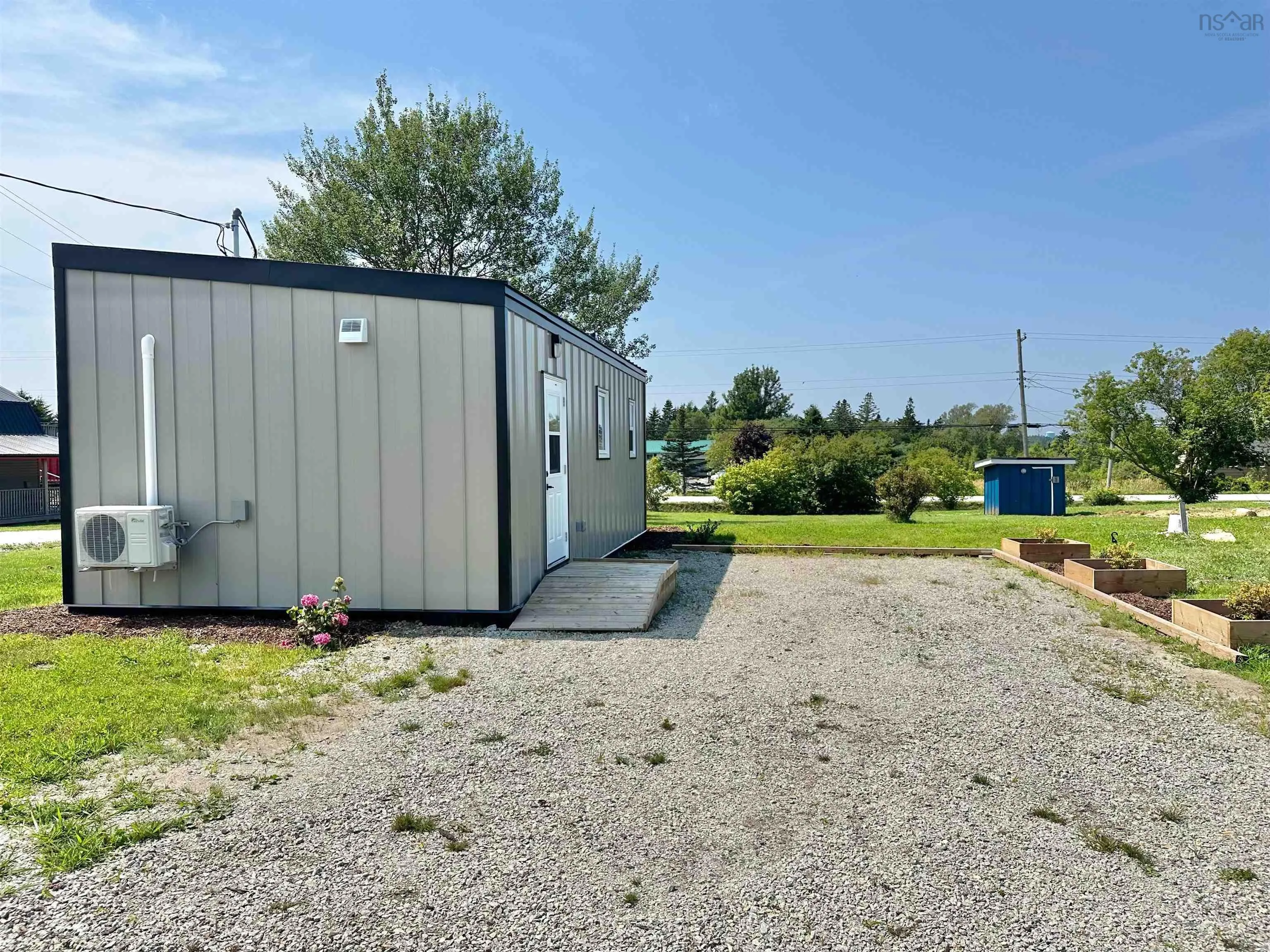 10 Hoben Crescent, Brooklyn, NS B5A 5H8, 1 Bedroom Bedrooms, ,1 BathroomBathrooms,Residential,For Sale,Hoben,202520600