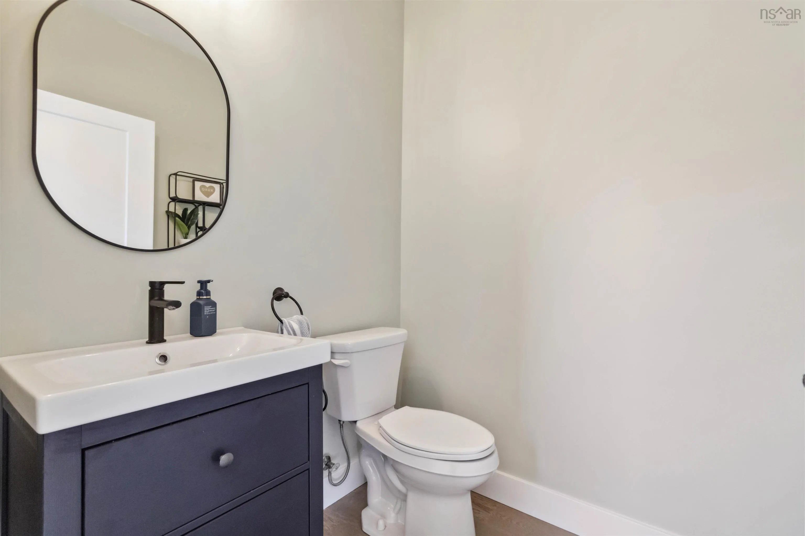 53 Stone Terrace, Bedford Ns B4a 2g7, 3 Bedrooms Bedrooms, ,4 BathroomsBathrooms,Residential,For Sale,Stone,202507113