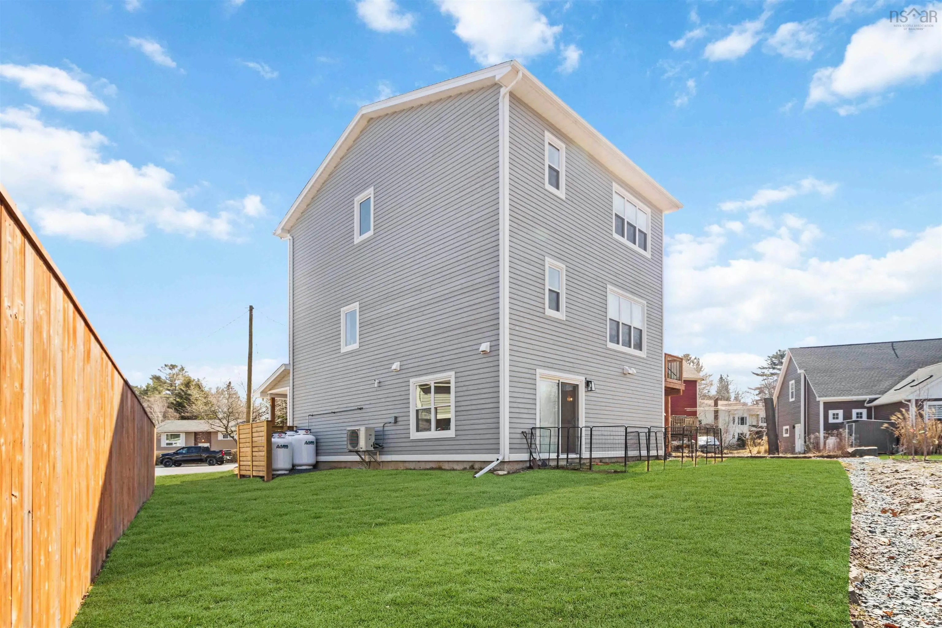 53 Stone Terrace, Bedford, NS B4A 2G7, 3 Bedrooms Bedrooms, ,4 BathroomsBathrooms,Residential,For Sale,Stone,202507113