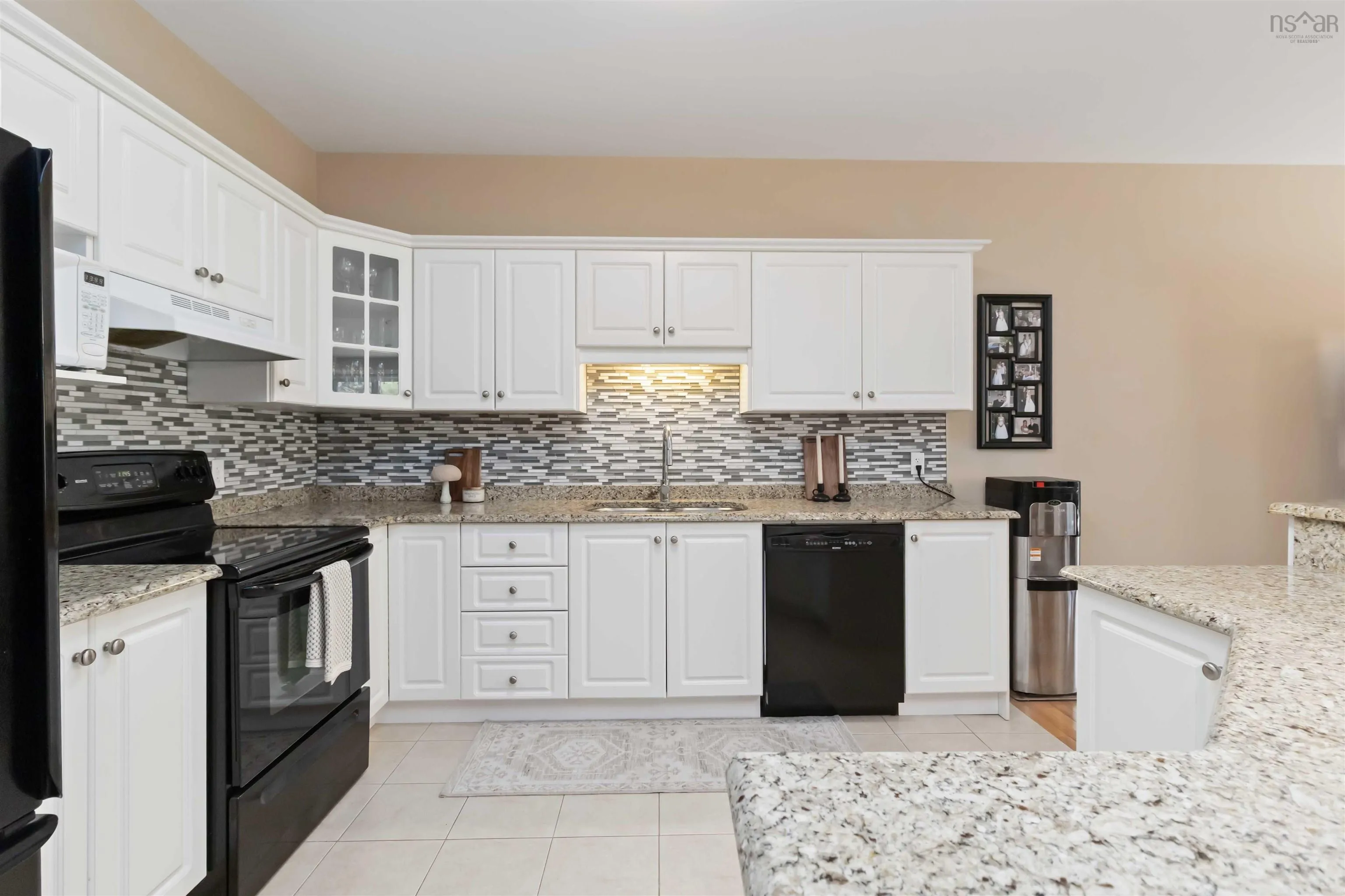 3-12 Kirkwood, Bedford, NS B4A 0A8, 3 Bedrooms Bedrooms, ,3 BathroomsBathrooms,Residential,For Sale,Kirkwood,202510942