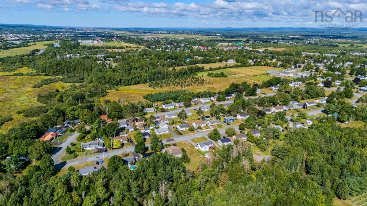 66 Scenic Dr, Bible Hill, NS B2N 4N5, 3 Bedrooms Bedrooms, ,2 BathroomsBathrooms,Residential,For Sale,Scenic Dr,202521333
