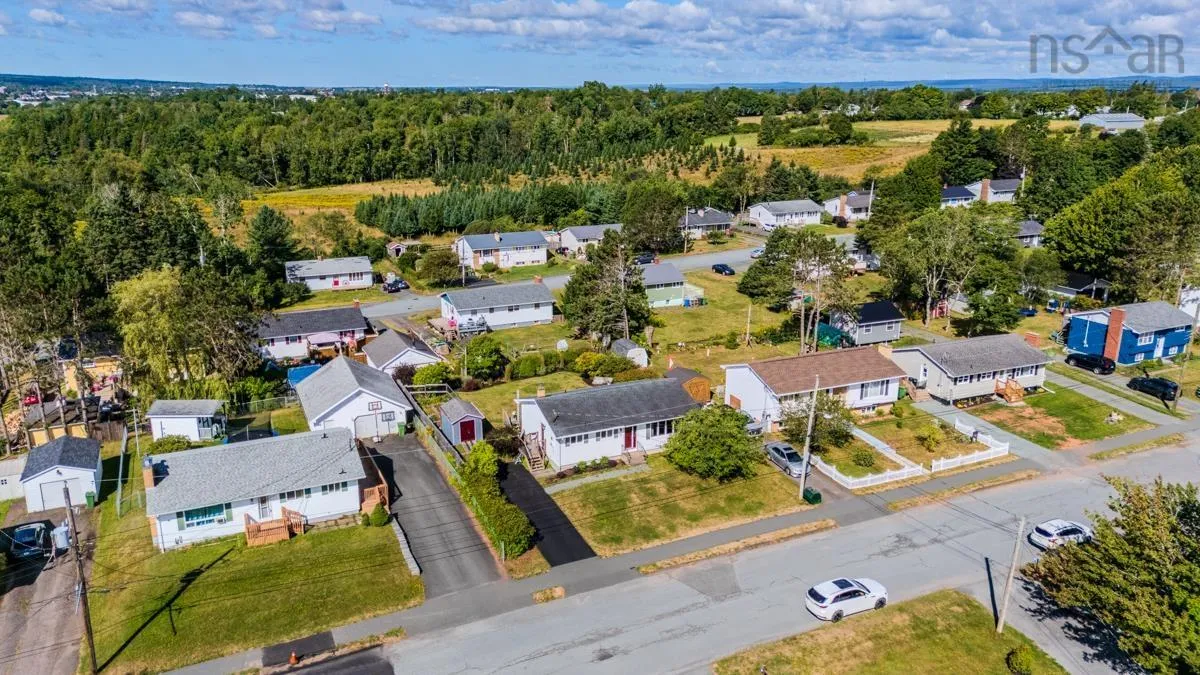66 Scenic Dr, Bible Hill, NS B2N 4N5, 3 Bedrooms Bedrooms, ,2 BathroomsBathrooms,Residential,For Sale,Scenic Dr,202521333