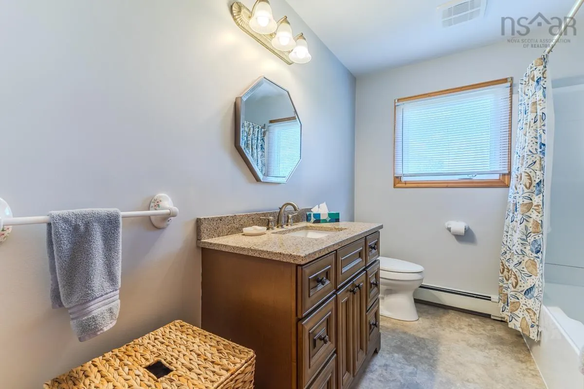66 Scenic Dr, Bible Hill, NS B2N 4N5, 3 Bedrooms Bedrooms, ,2 BathroomsBathrooms,Residential,For Sale,Scenic Dr,202521333